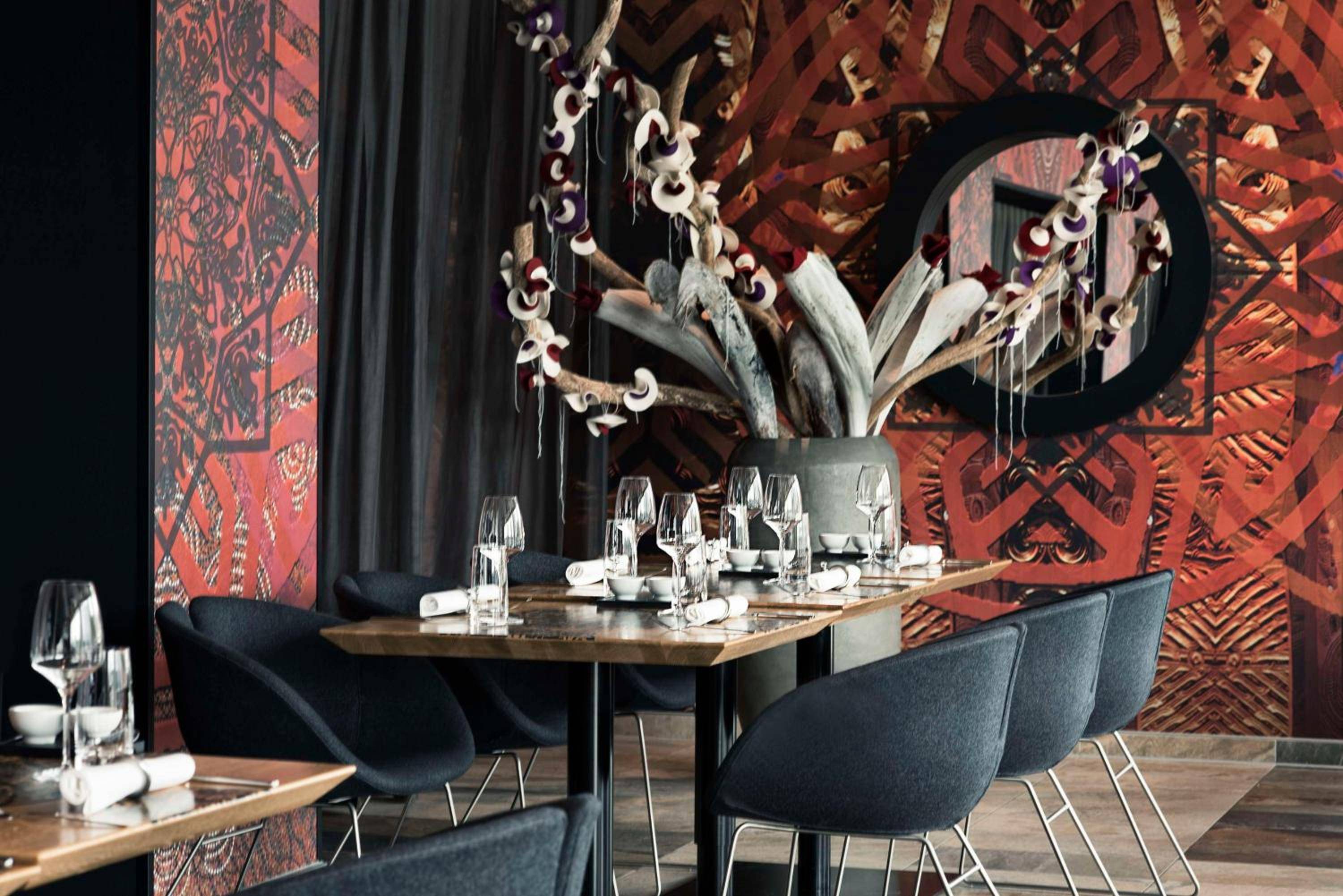 Haven Hotel Rotterdam, Curio Collection by Hilton