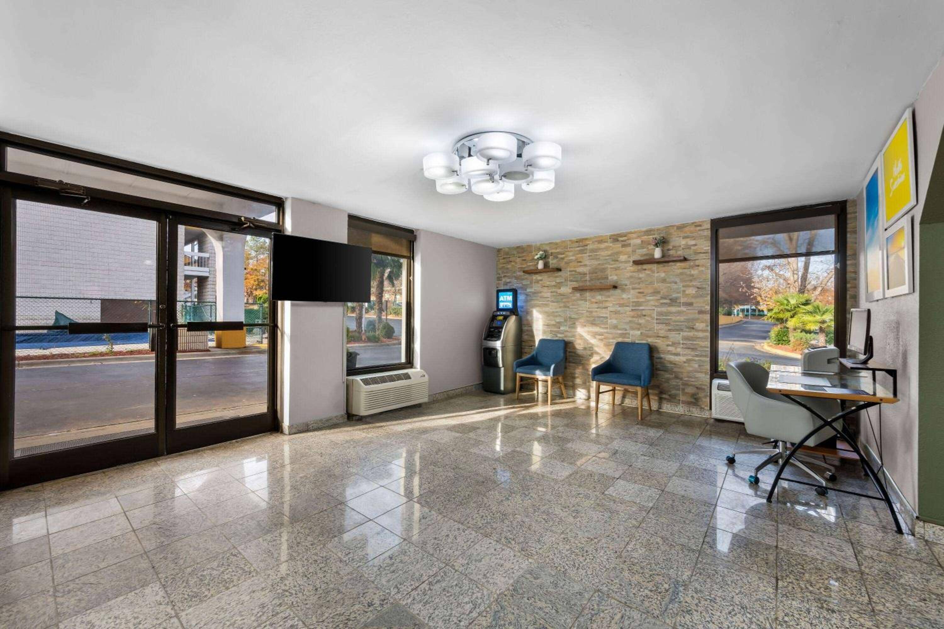 Days Inn by Wyndham Raleigh Midtown