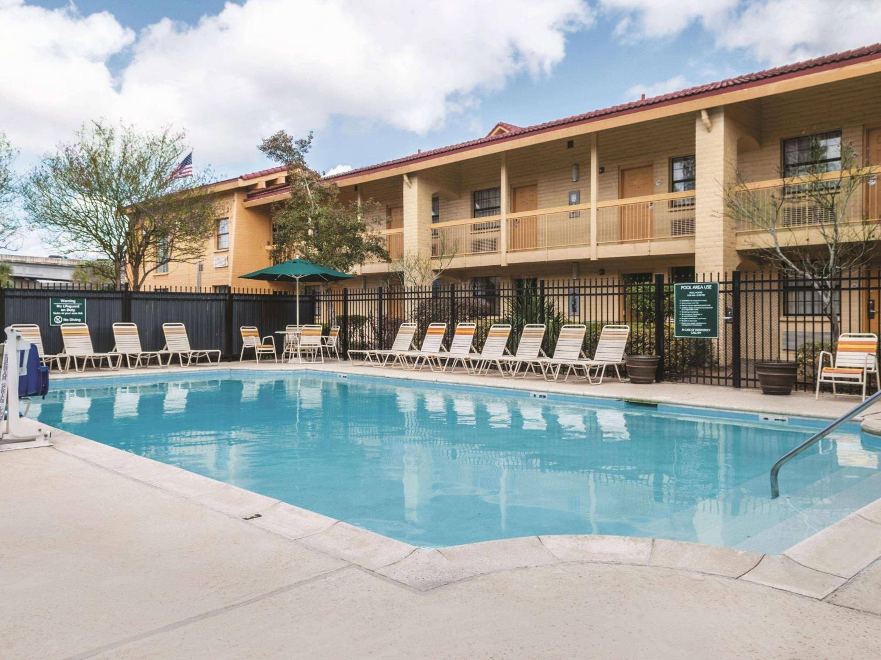 La Quinta Inn by Wyndham New Orleans West Bank / Gretna