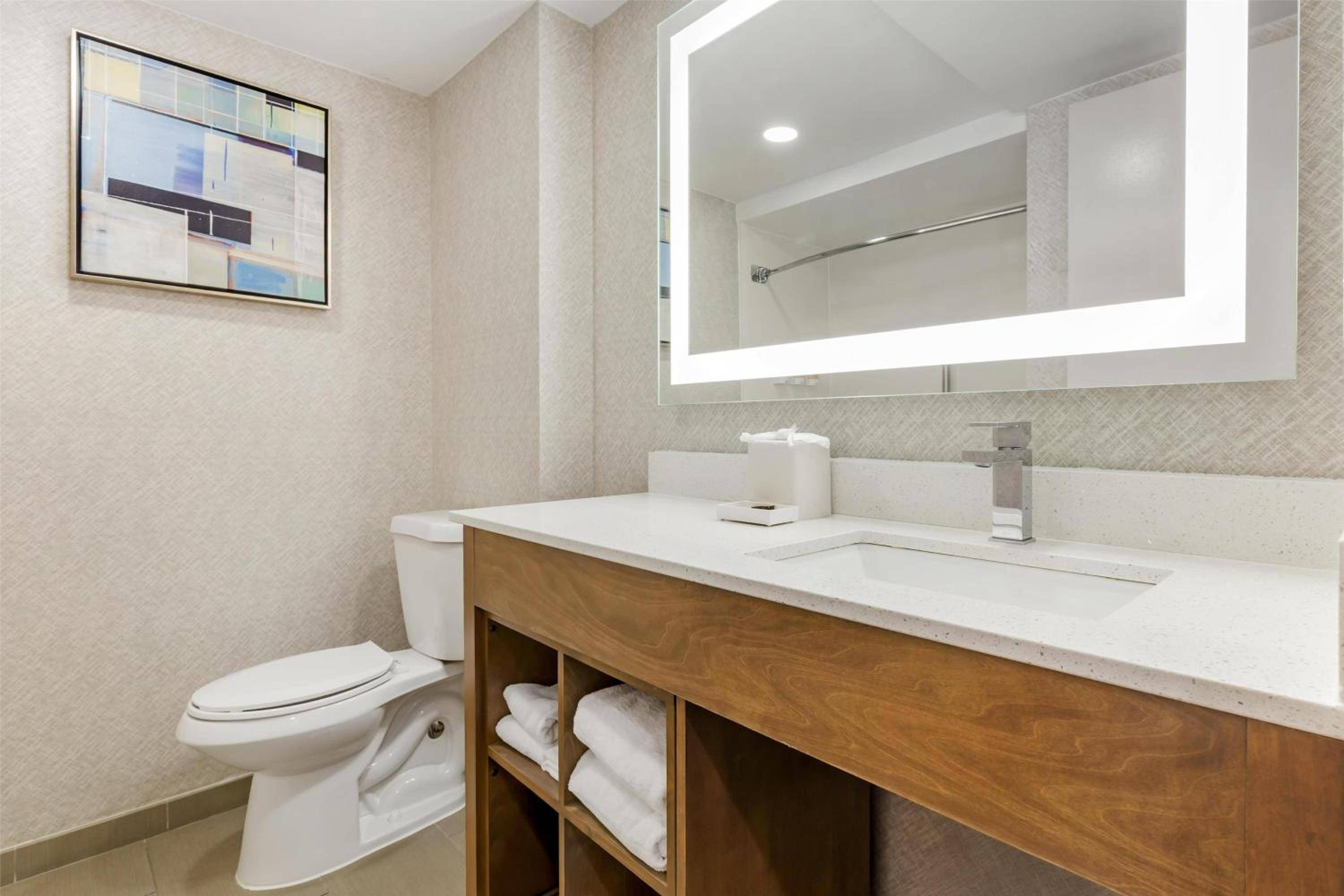 Best Western PLUS RALEIGH CRABTREE VALLEY HOTEL