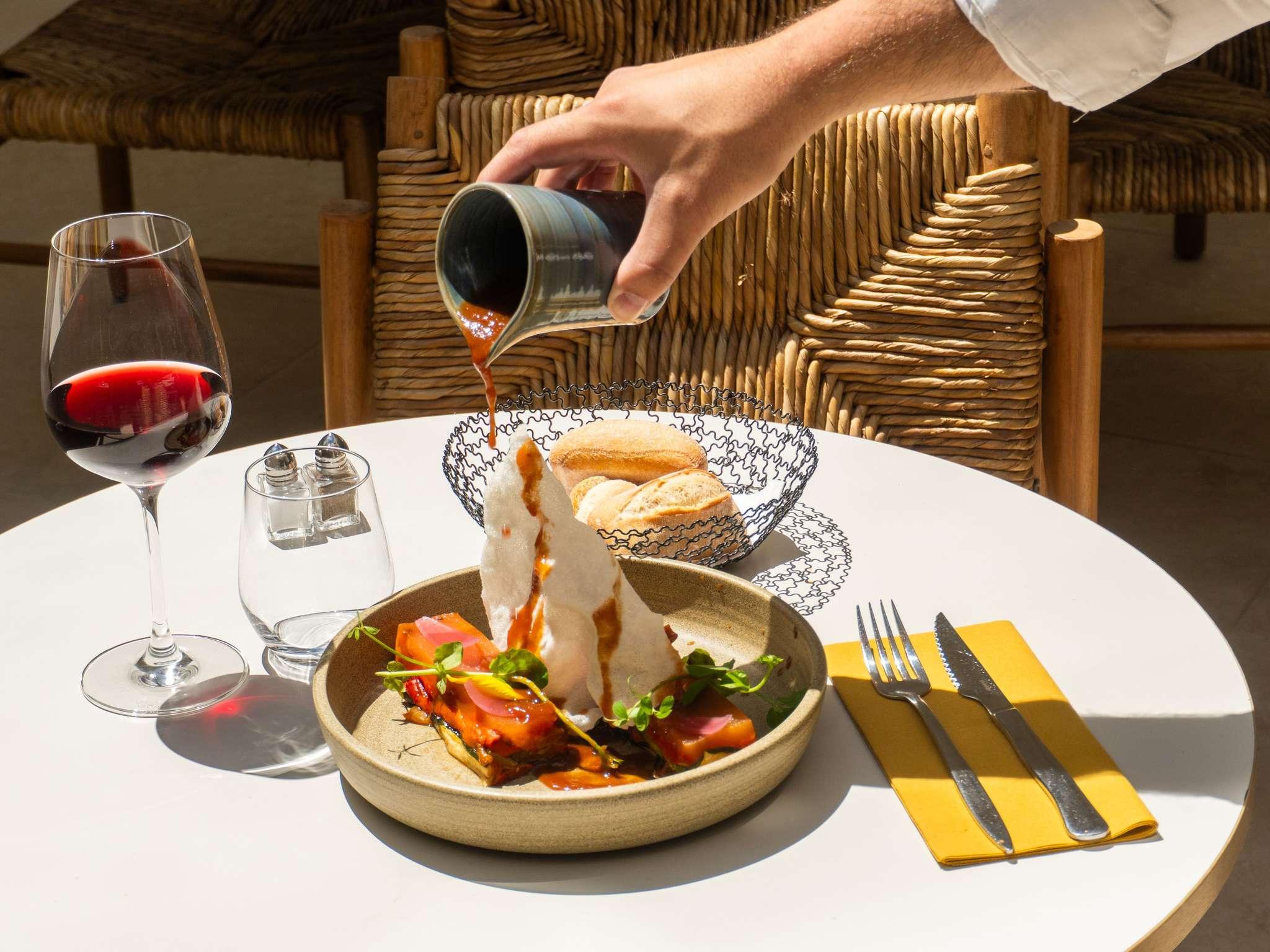 Mercure Arles Centre Arènes