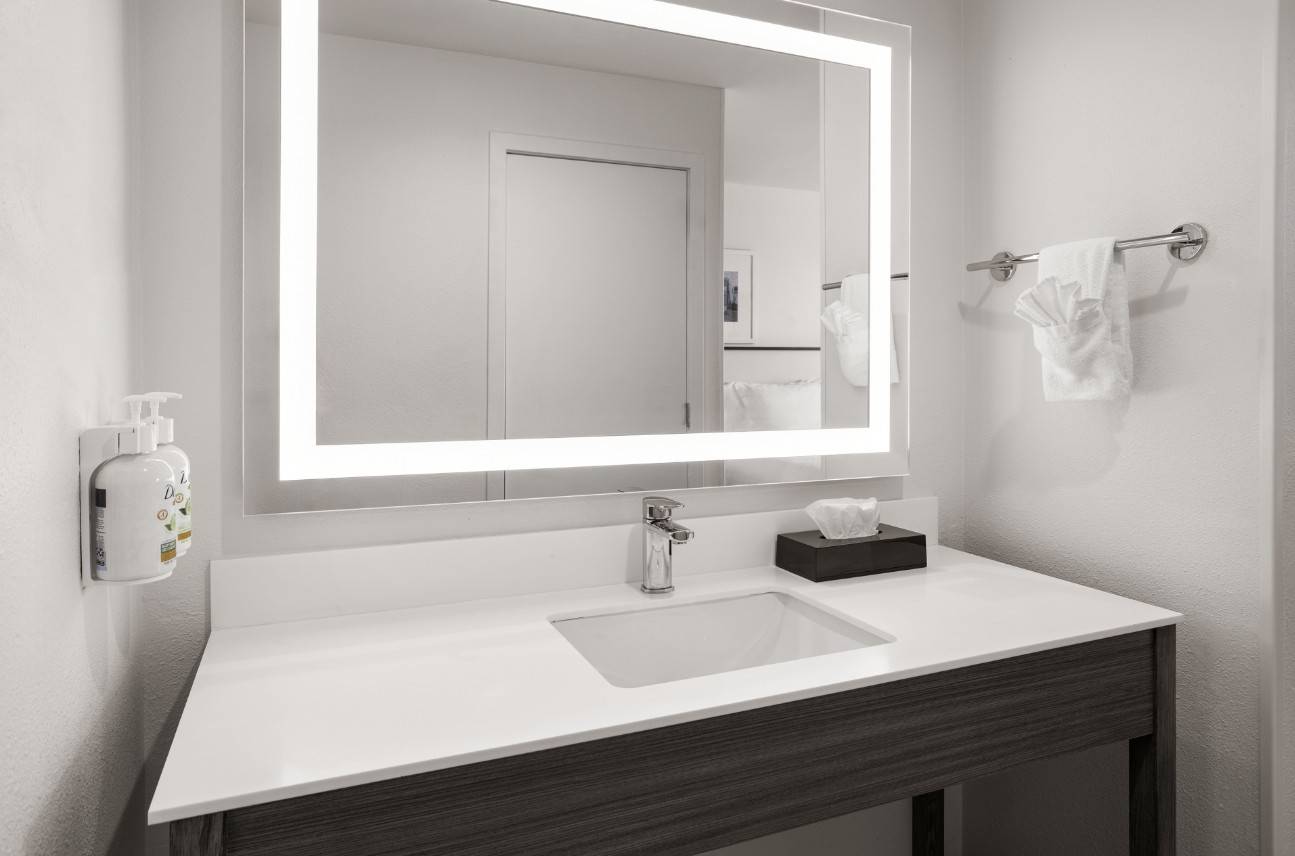 Ramada by Wyndham York Harrisburg Hershey