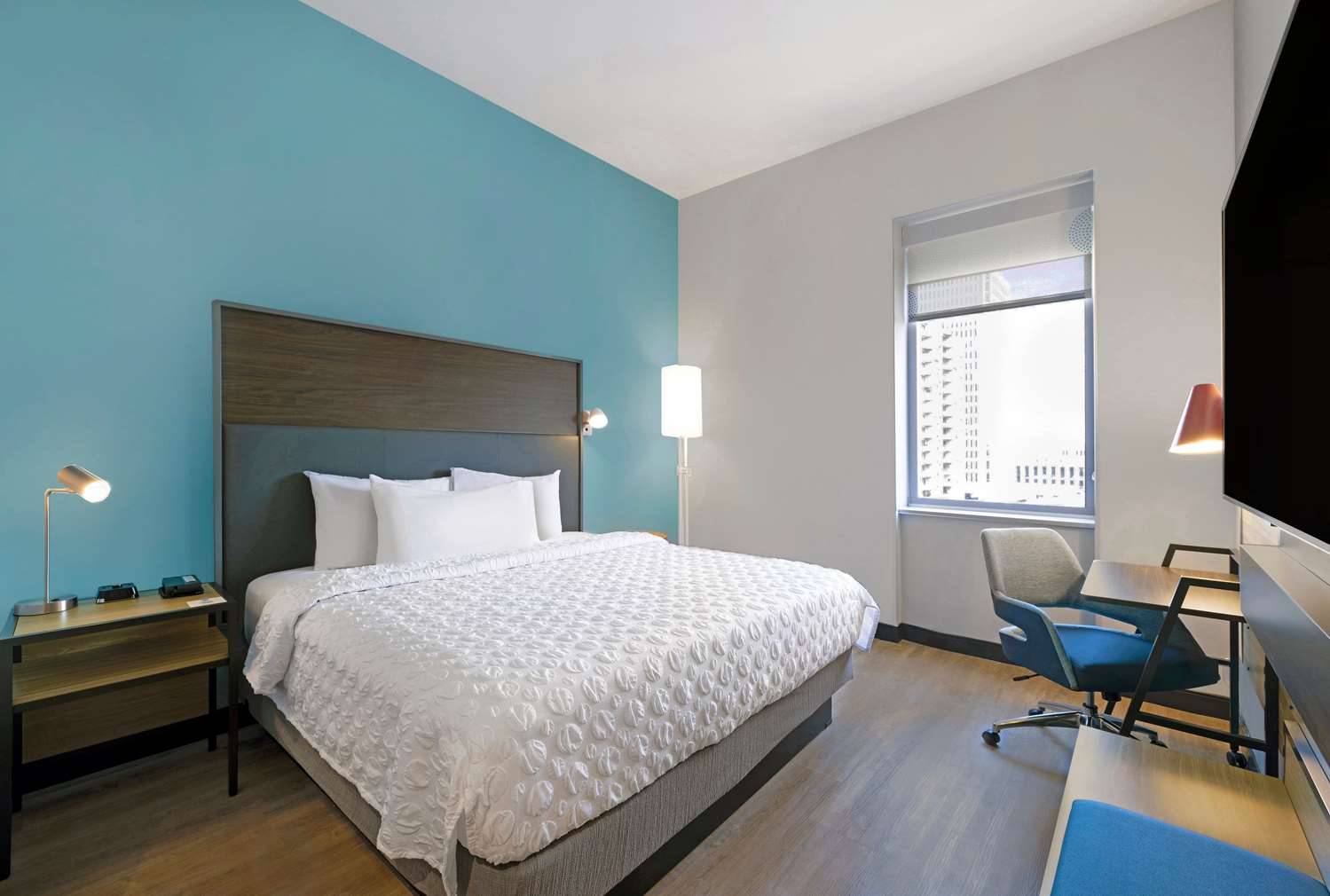 Tru by Hilton Minneapolis Downtown