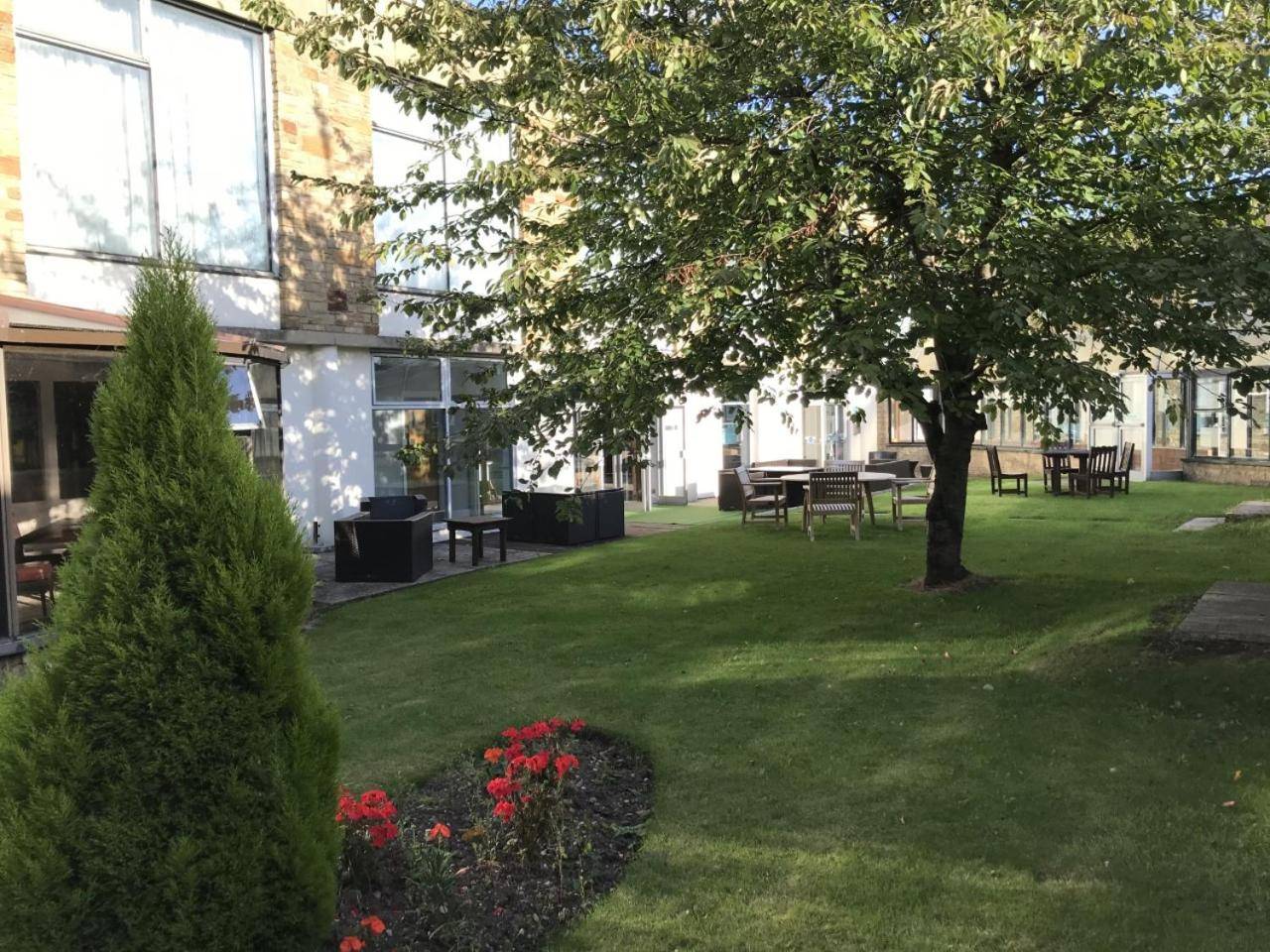 Holiday Inn Doncaster A1 M Jct 36 by IHG