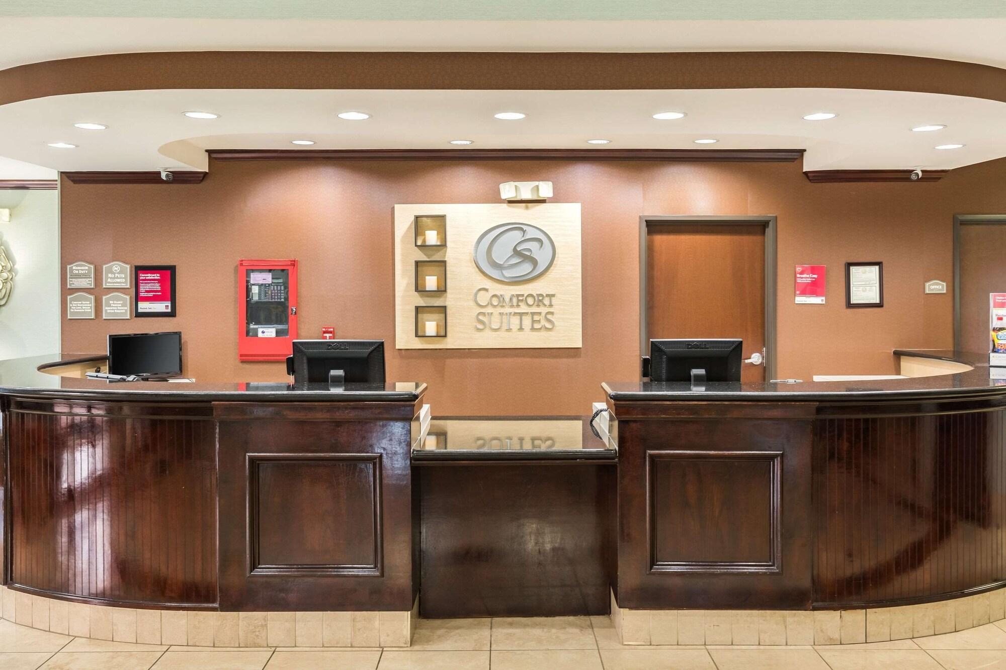 Comfort Suites Beaumont I - 10