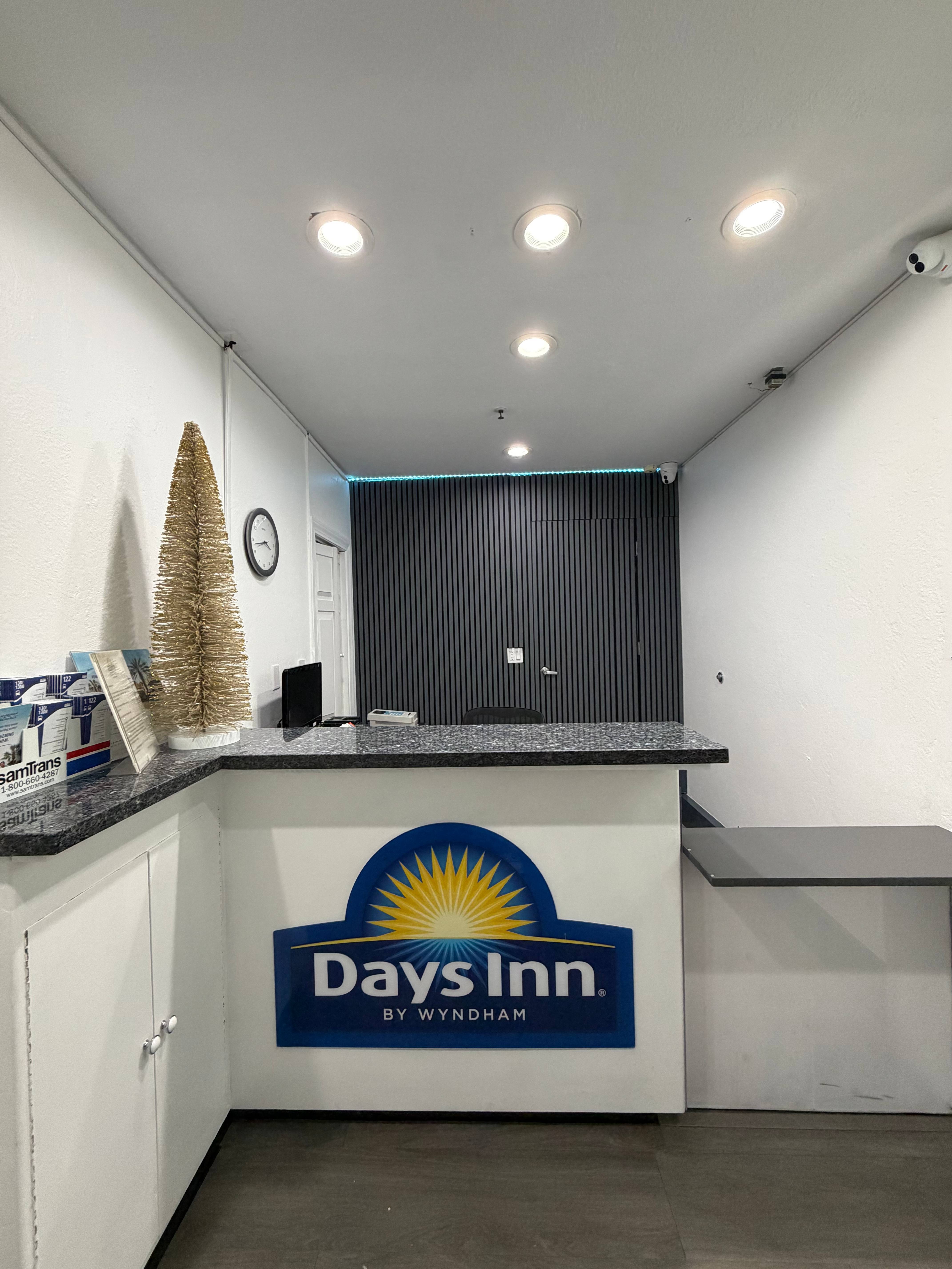 Days Inn by Wyndham San Francisco S/Oyster Point Airport