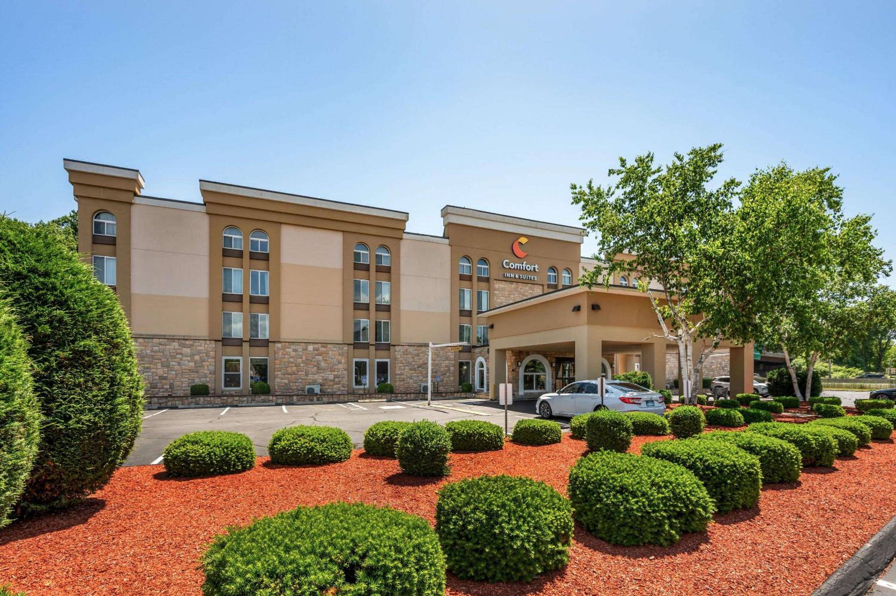 Comfort Inn & Suites East Hartford - Hartford