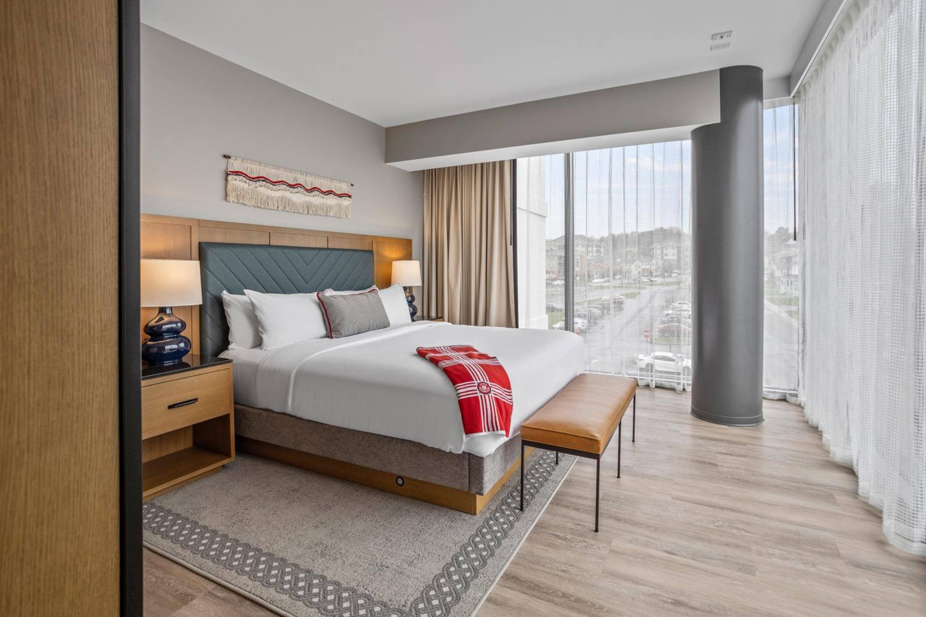 The Highlander Hotel Radford