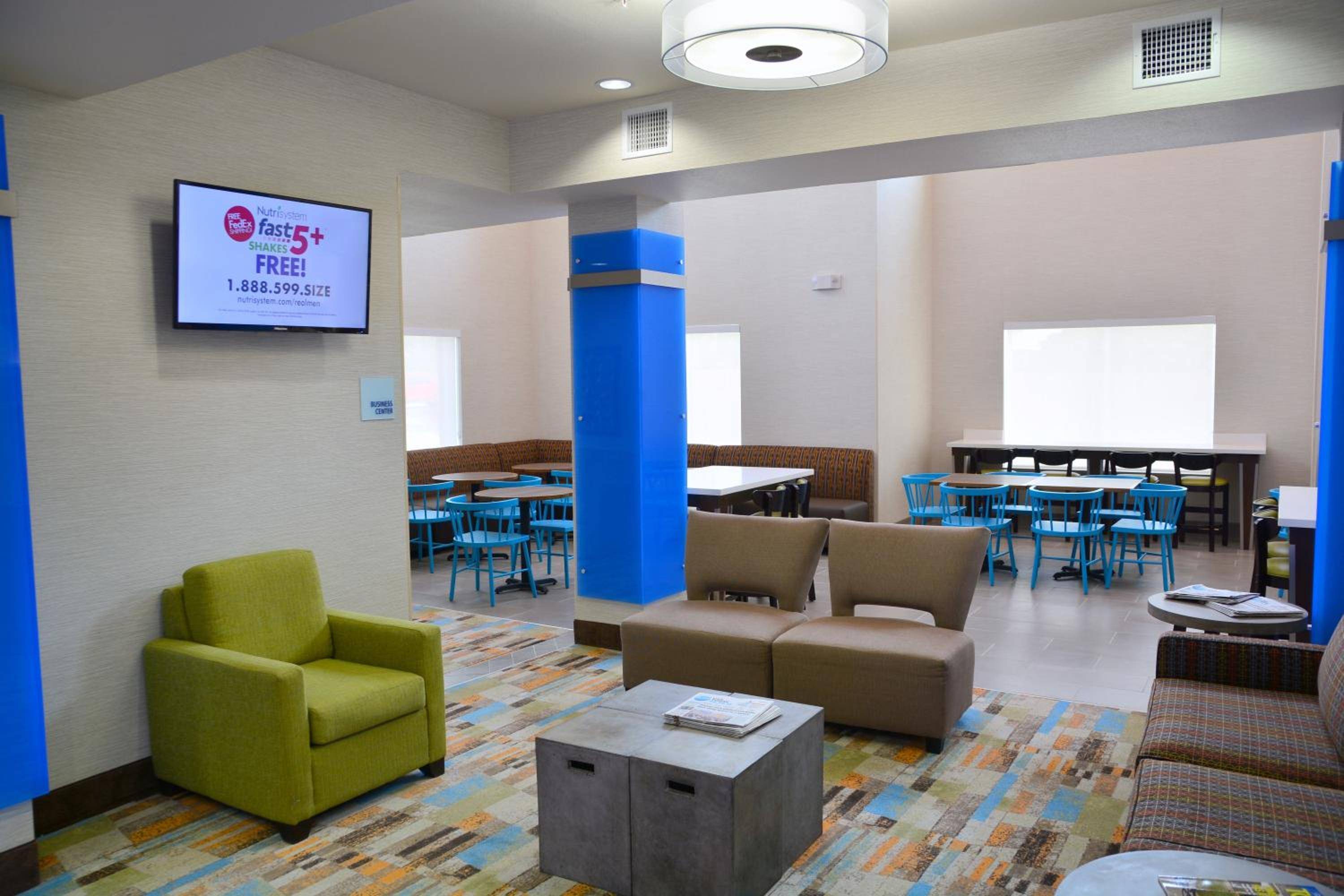 Holiday Inn Express & Suites - Houston NW - Tomball Area