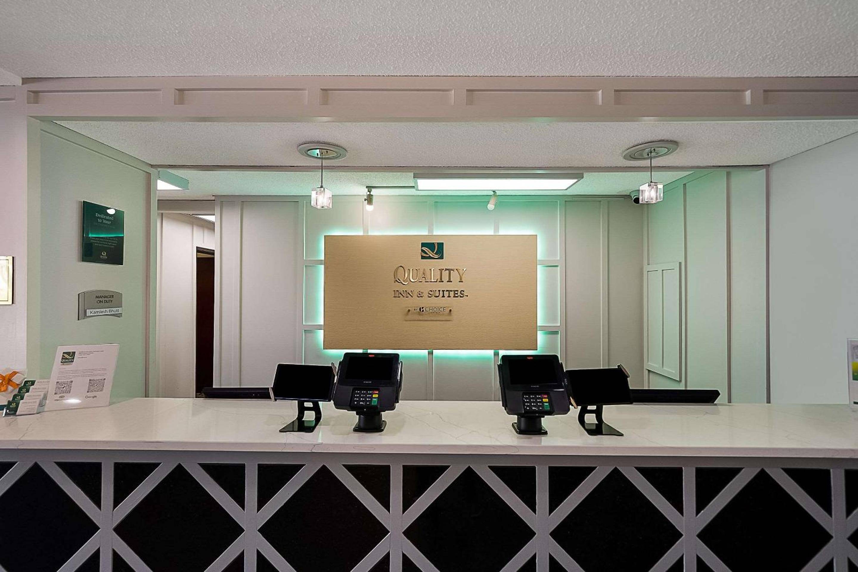 Quality Inn & Suites Irving DFW Airport South