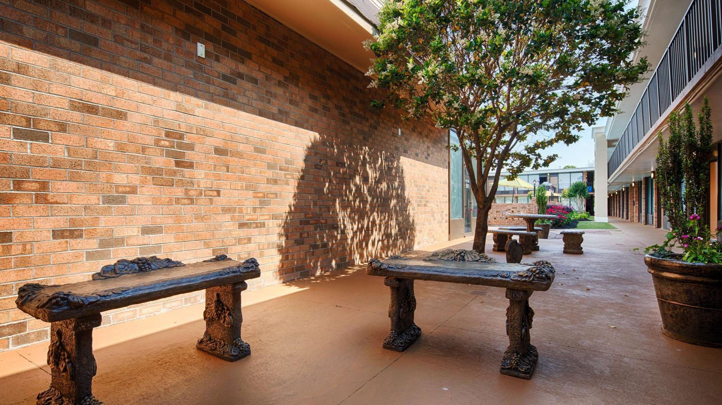 Best Western Greenville Airport