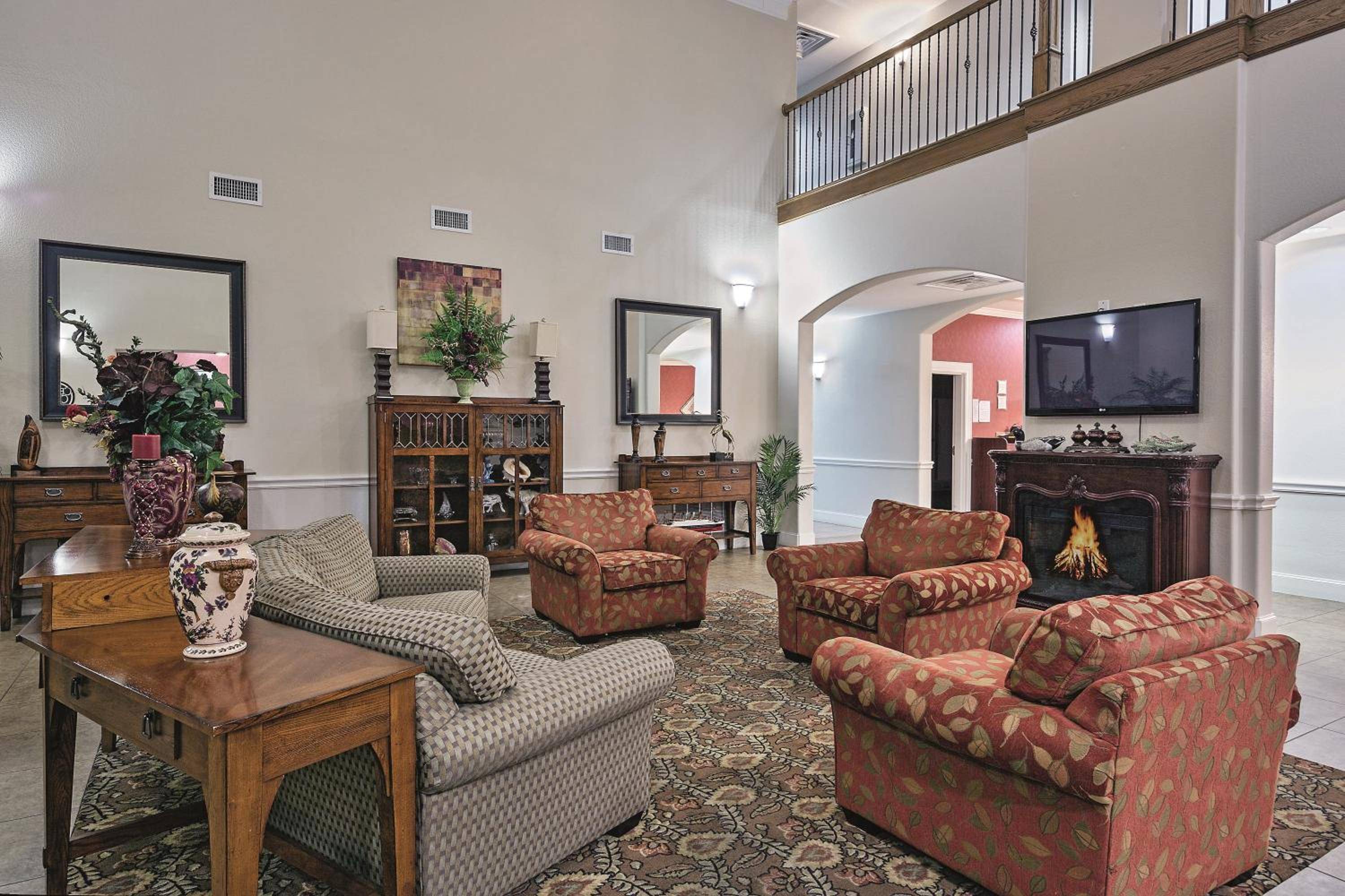 Americas Best Value Inn - Gun Barrel City