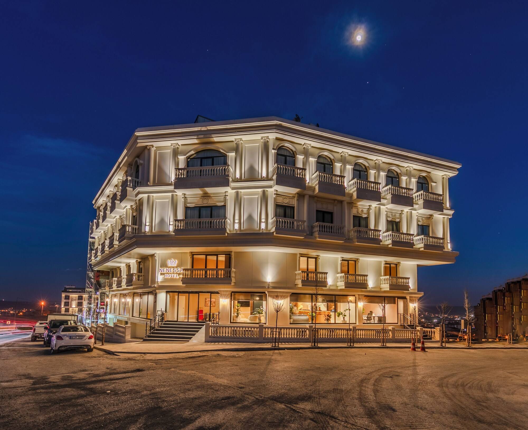 Nenessa Airport Hotel