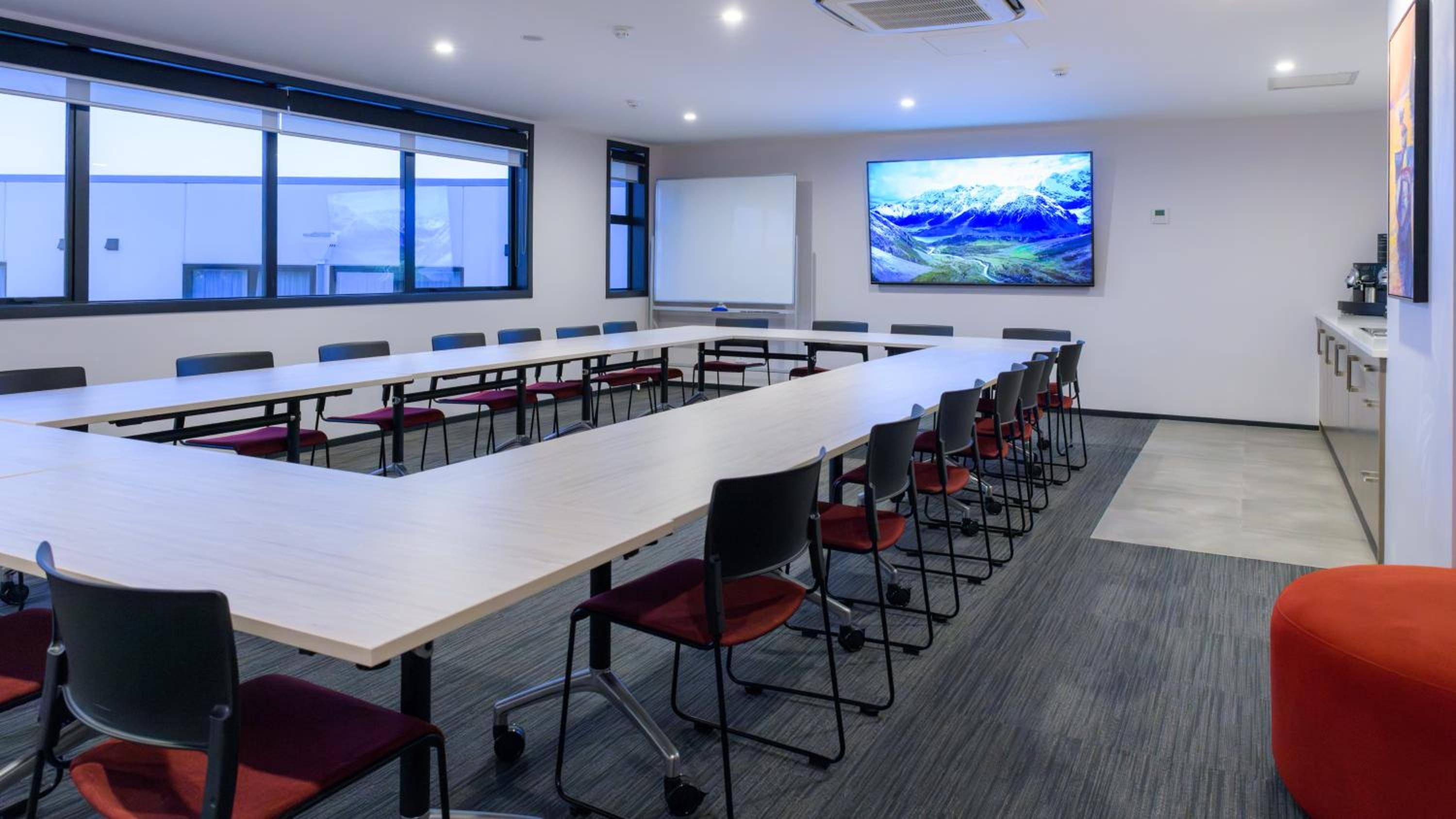 Marsden Suites Albany