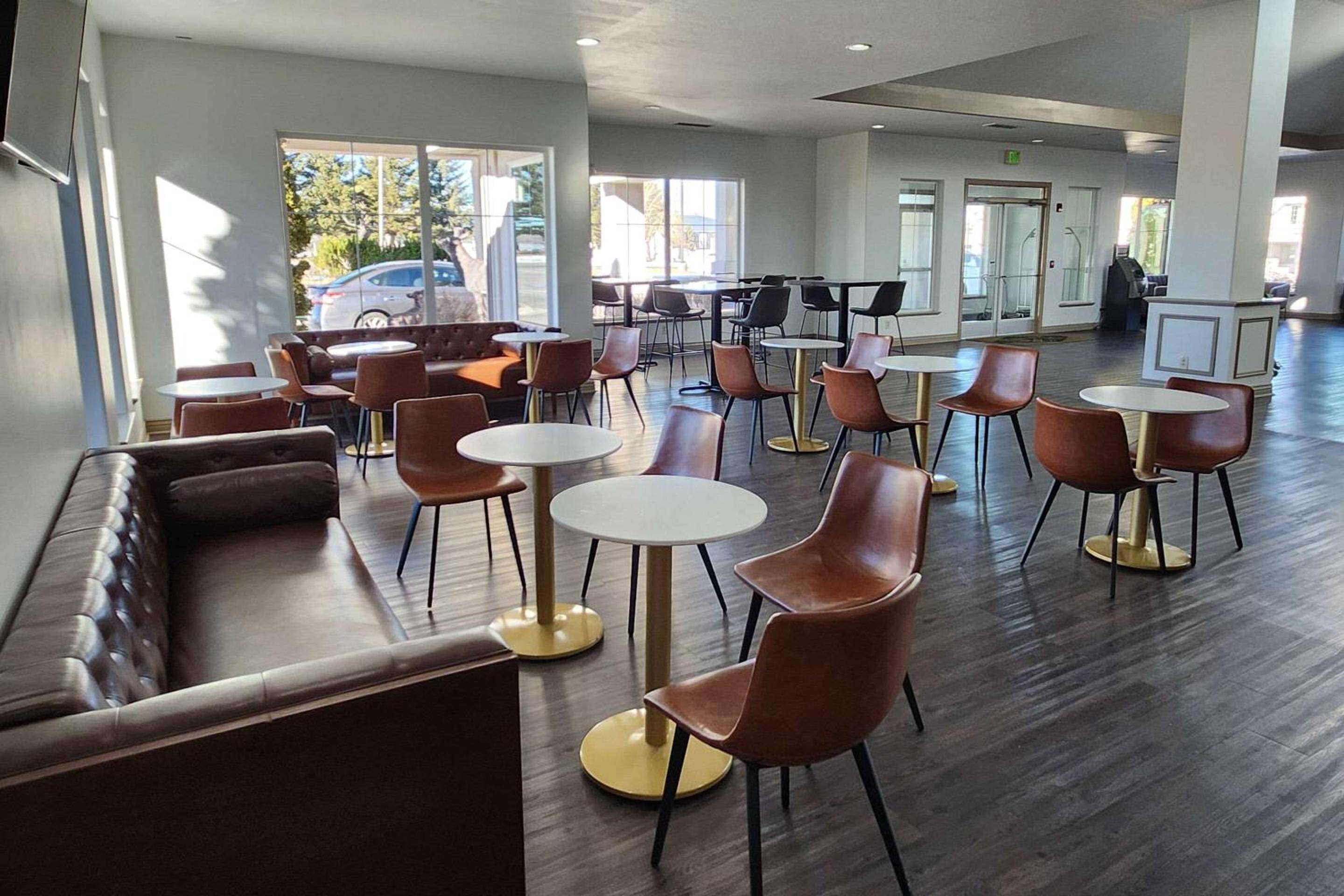 Clarion Inn Idaho Falls Riverfront