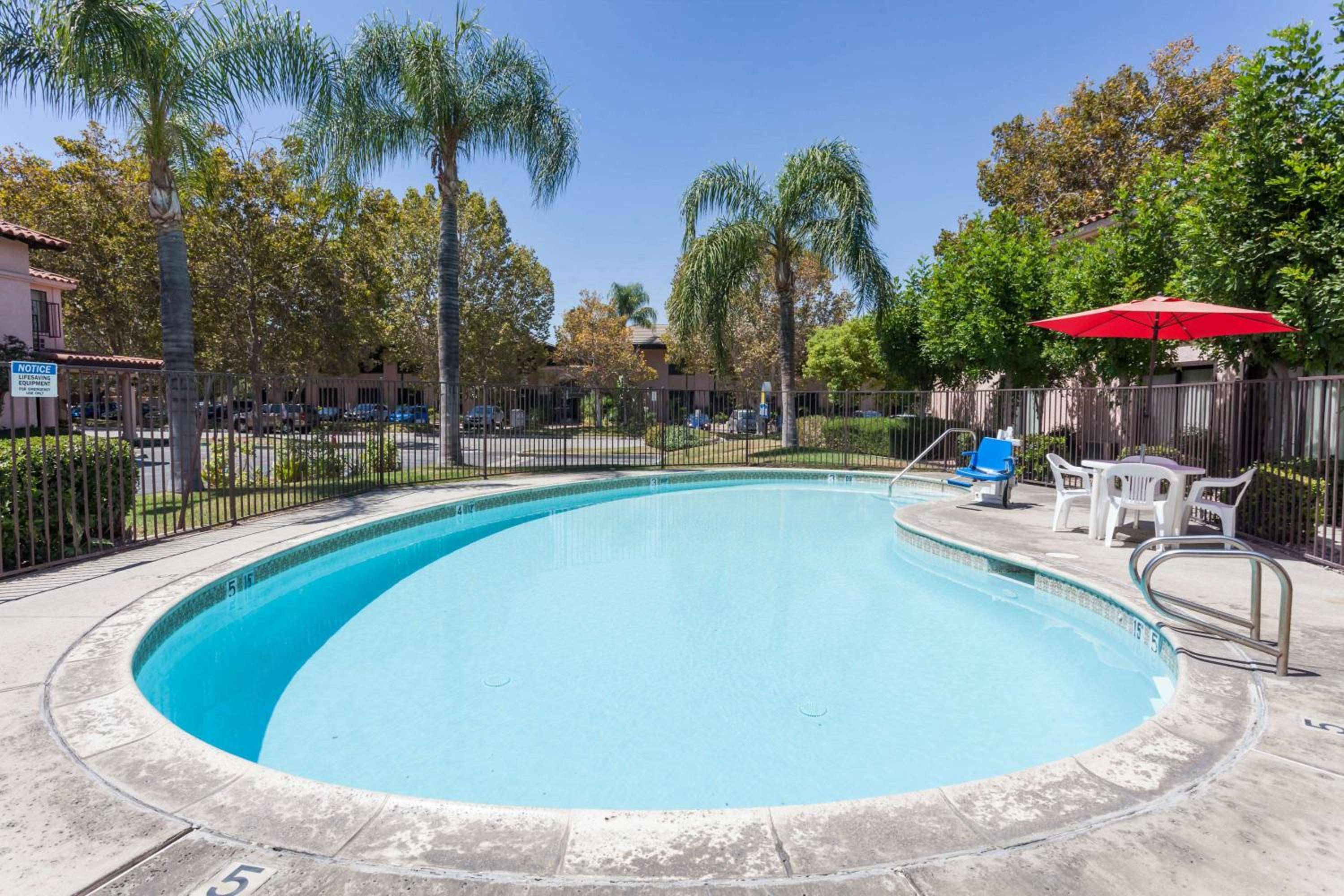 Hospitality Inn San Bernardino/ Redlands
