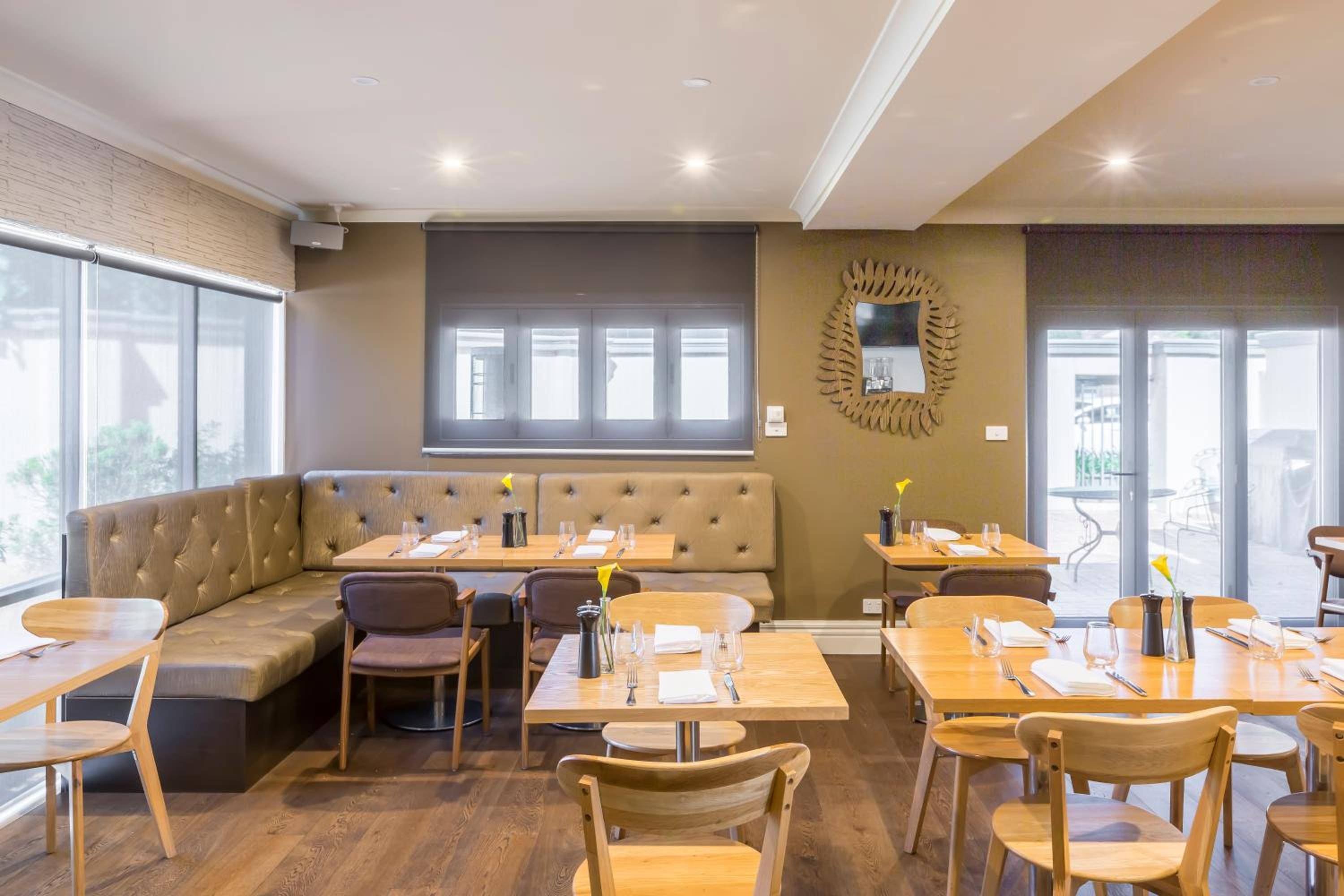 The Waverley International Hotel