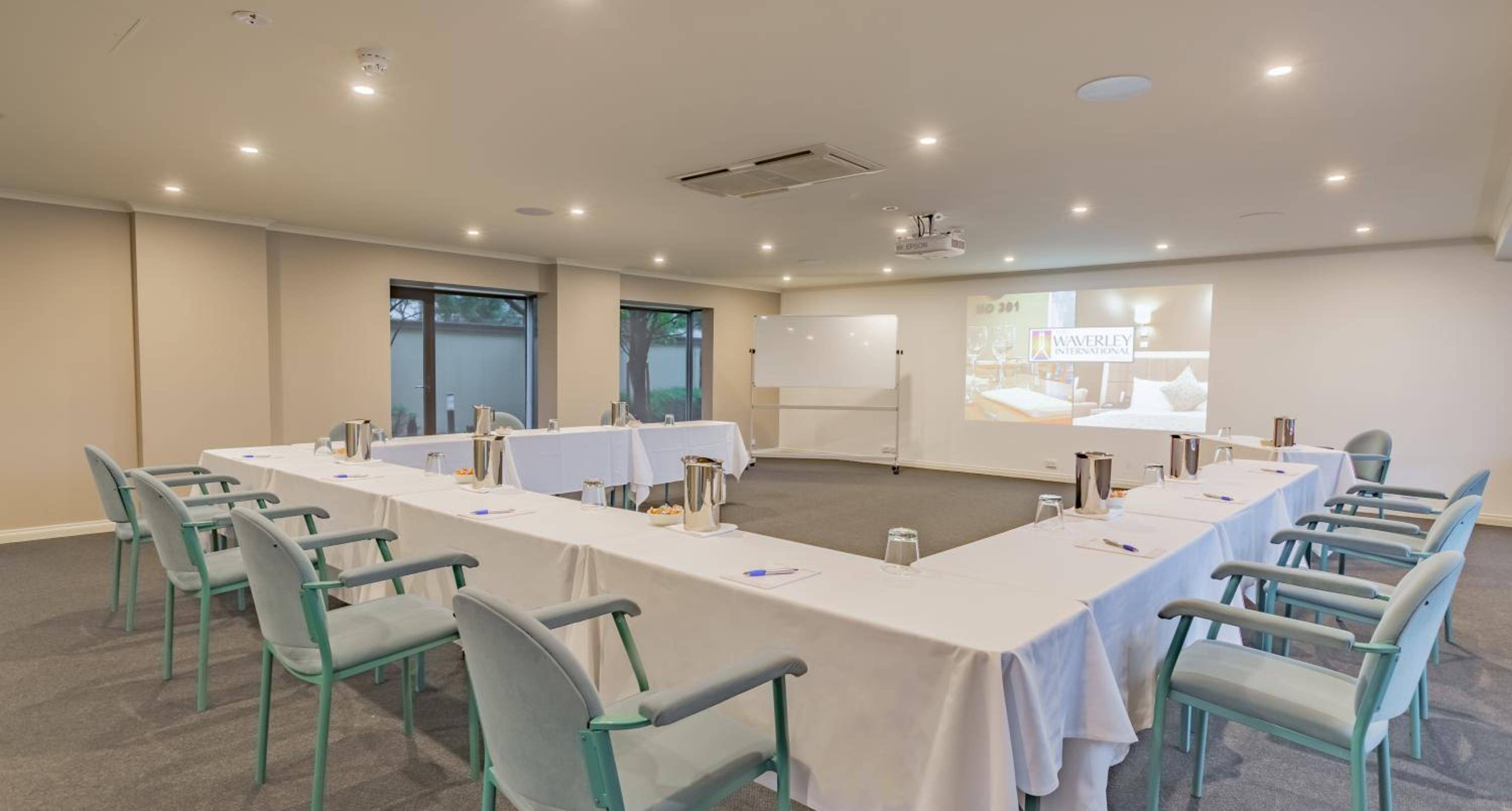 The Waverley International Hotel