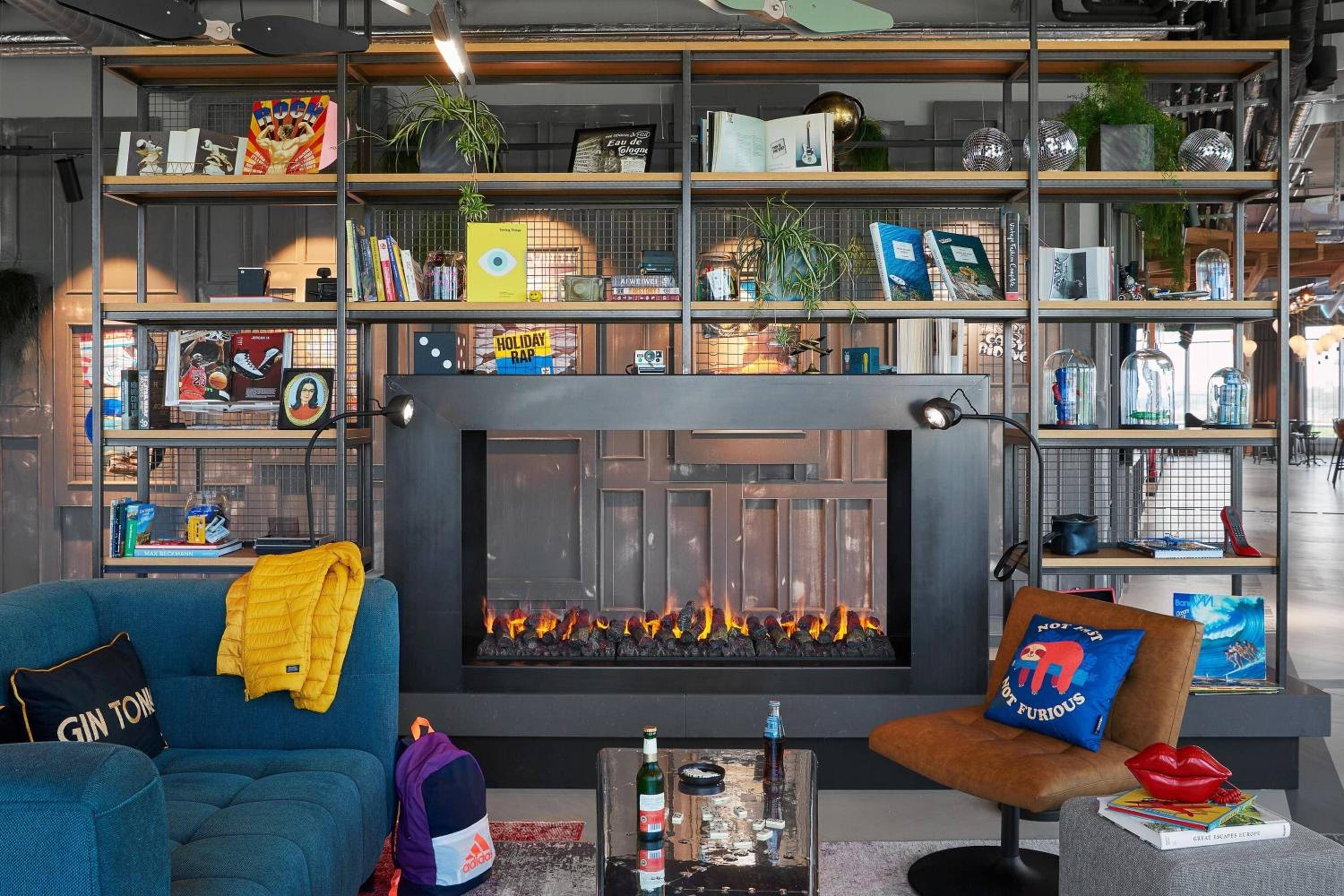 Moxy Cologne Bonn Airport