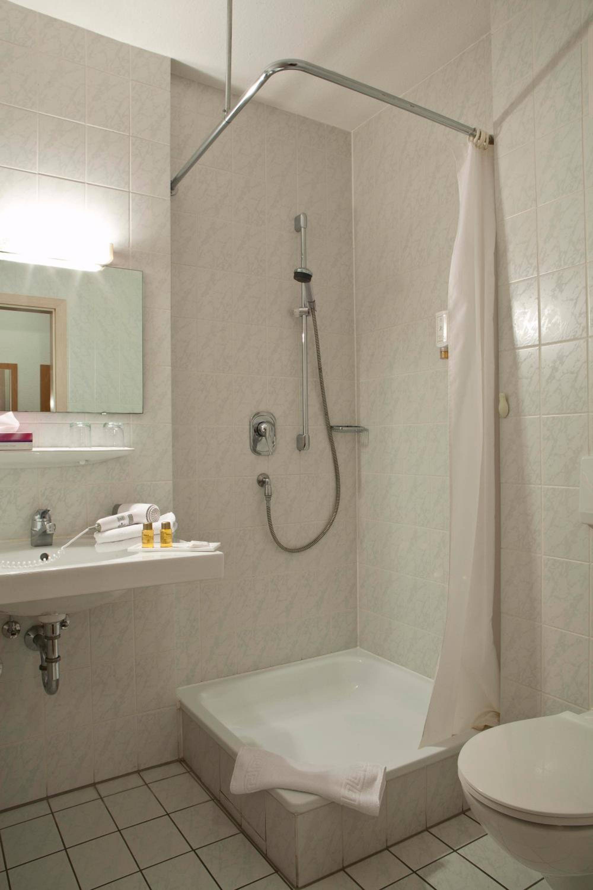 Airport Hotel Stetten