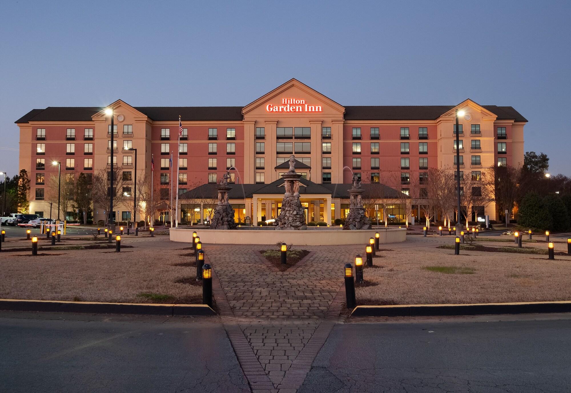 Hilton Garden Inn Atlanta Airport/Millenium Center