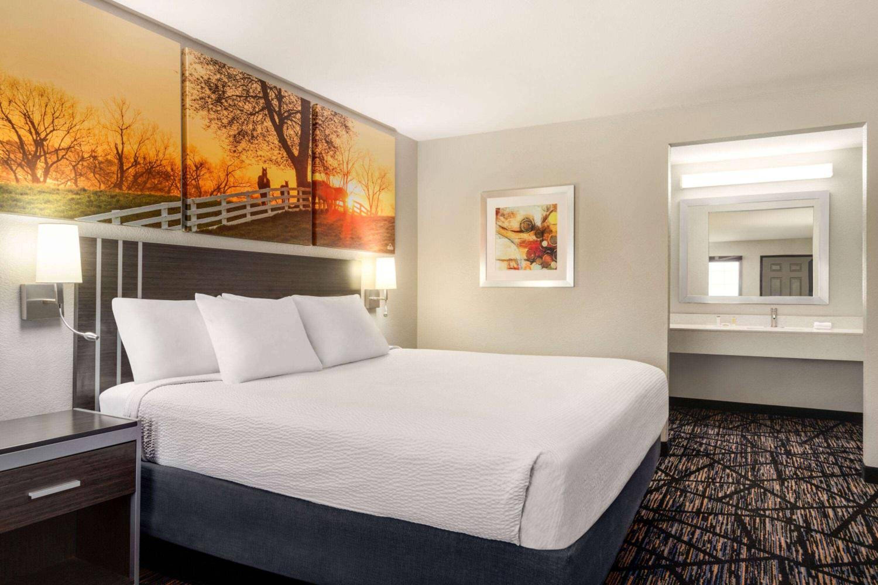 Days Inn by Wyndham San Antonio Near Fiesta Park