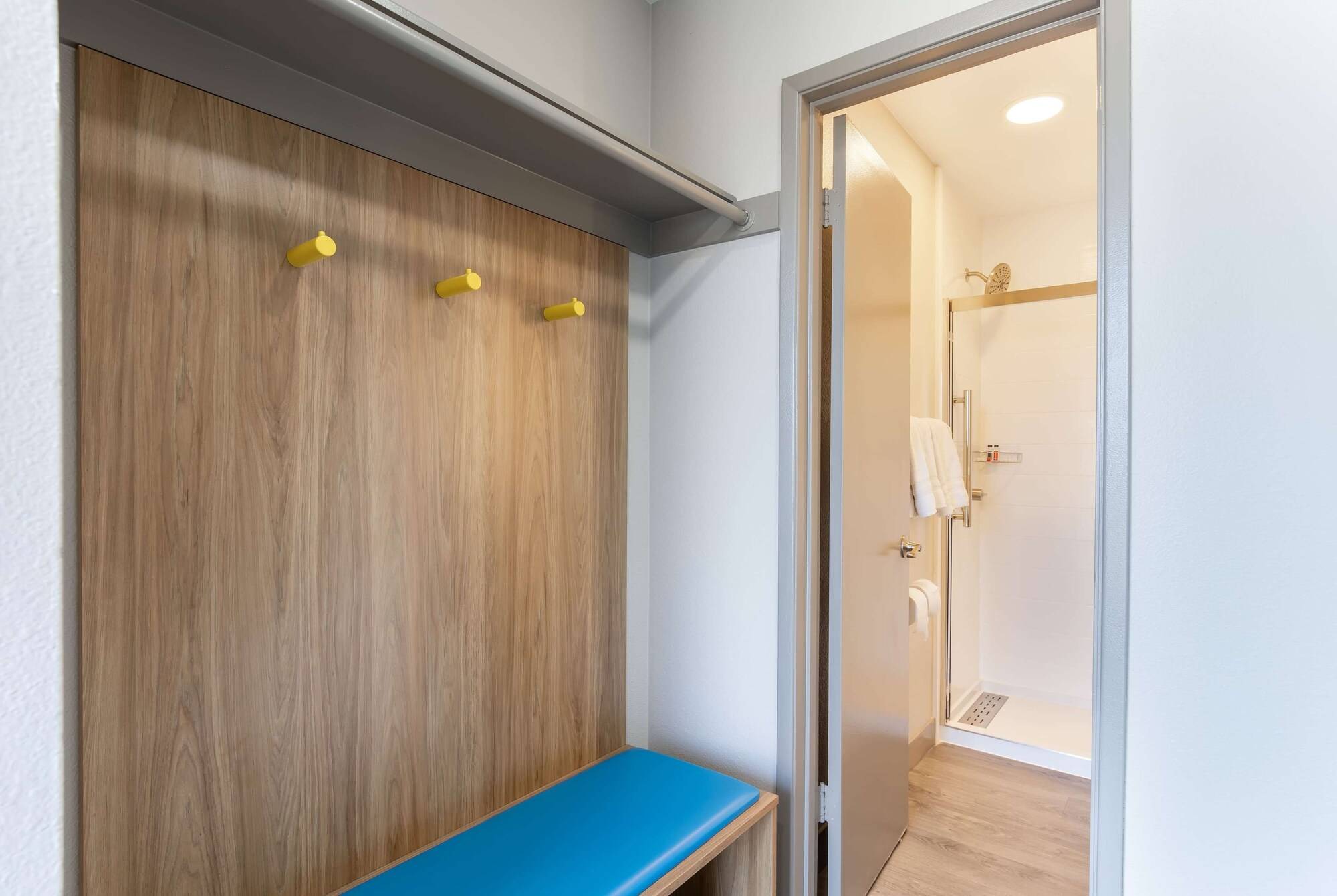 Days Inn by Wyndham Red Bluff