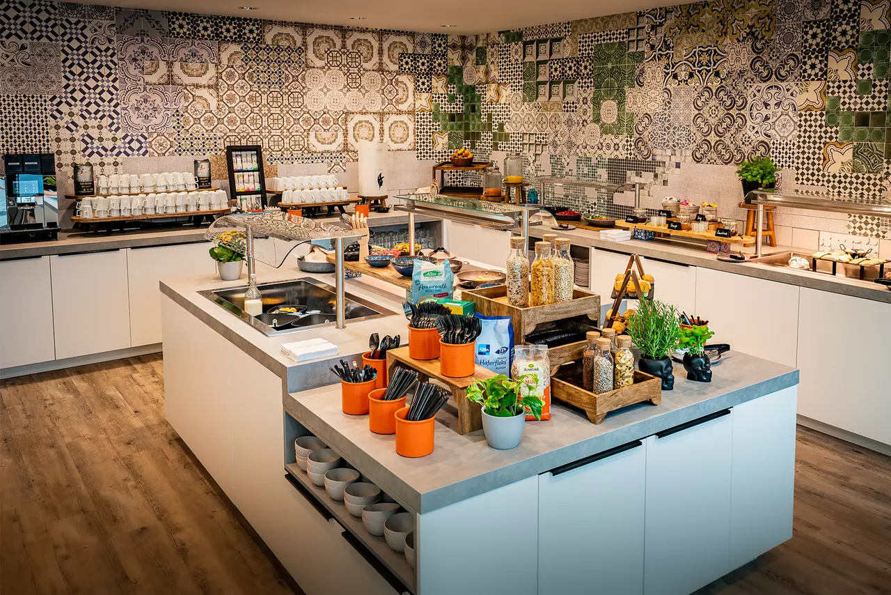 LOGINN Hotel Stuttgart Zuffenhausen