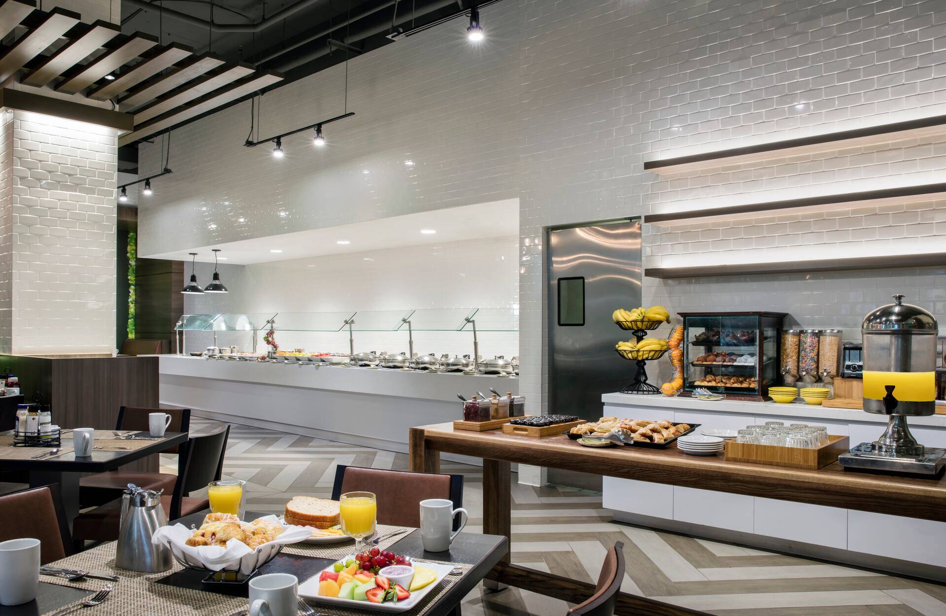 DoubleTree by Hilton Miami Airport & Convention Center