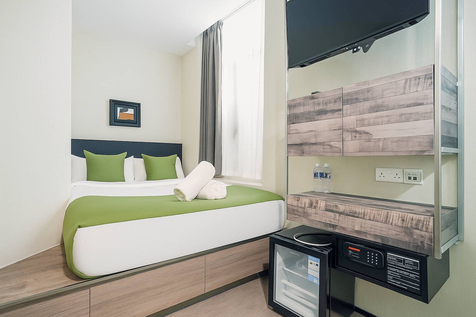 A Hotel Chinatown, Newly Renovated