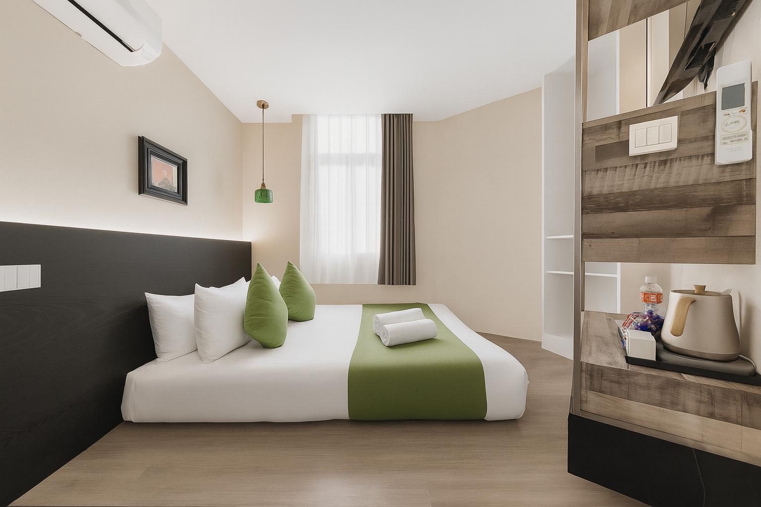 A Hotel Chinatown, Newly Renovated