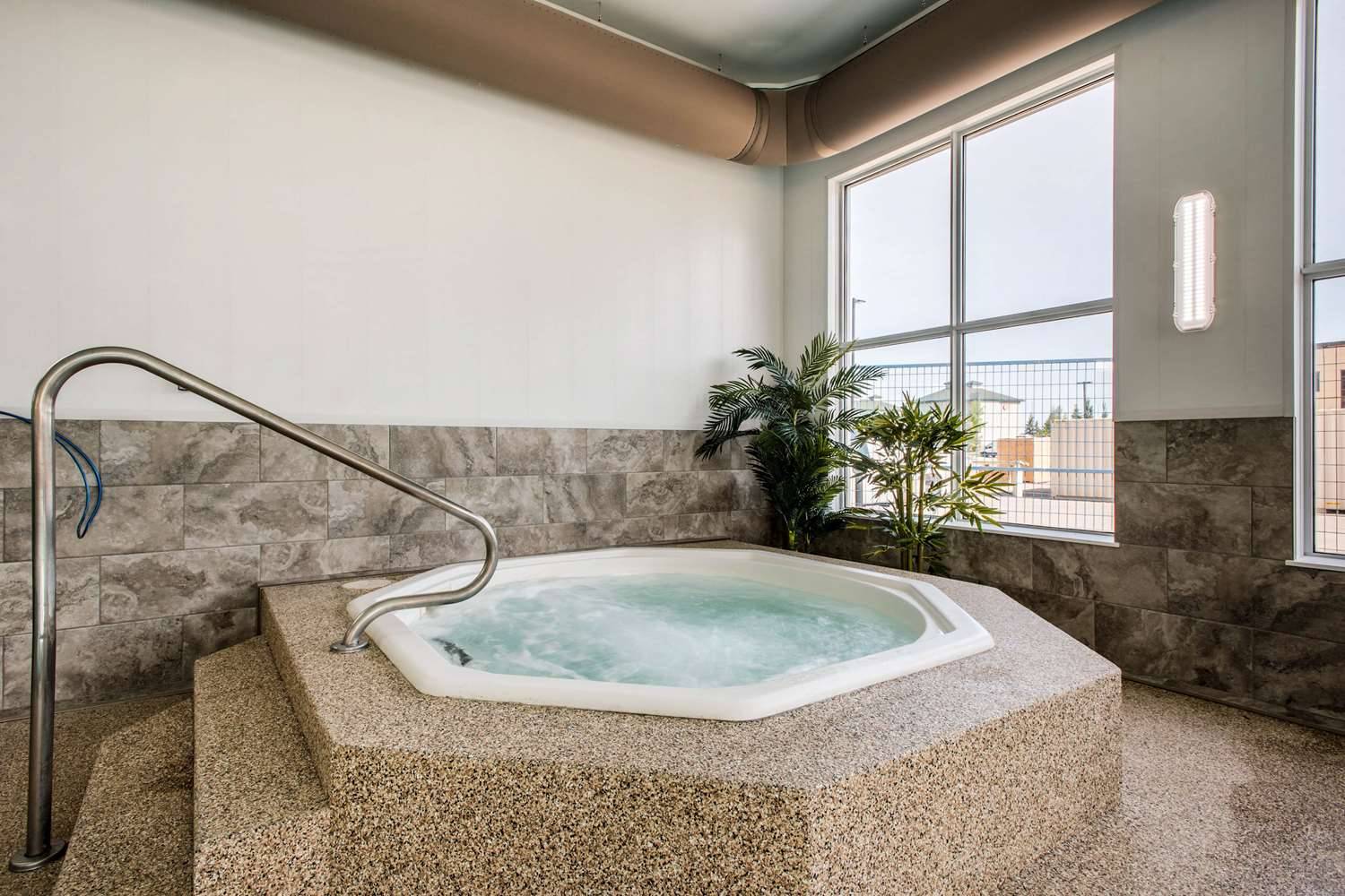 Comfort Inn & Suites Red Deer