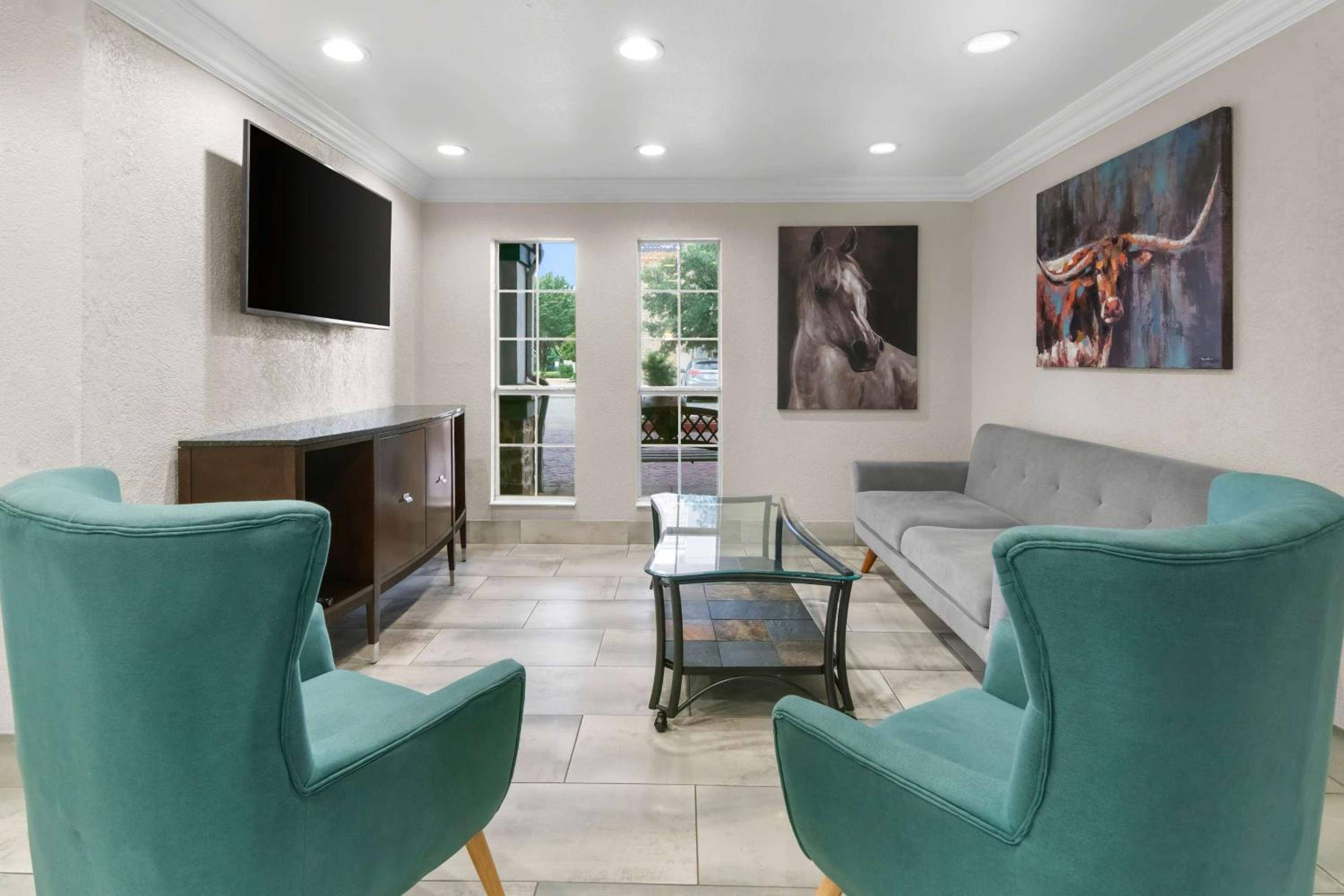 SureStay Plus by Best Western Fort Worth Benbrook