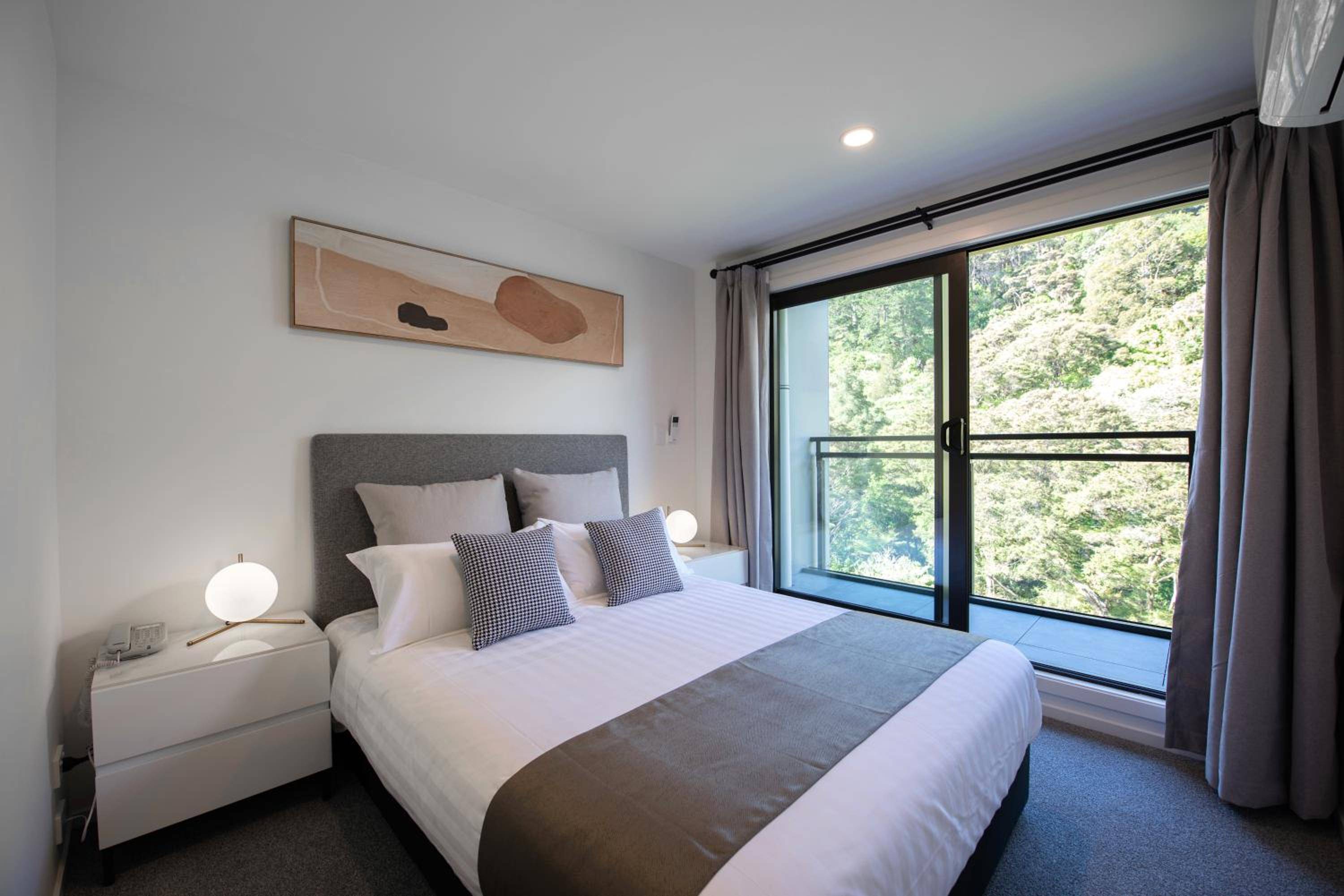 Sunrise Garden Suites