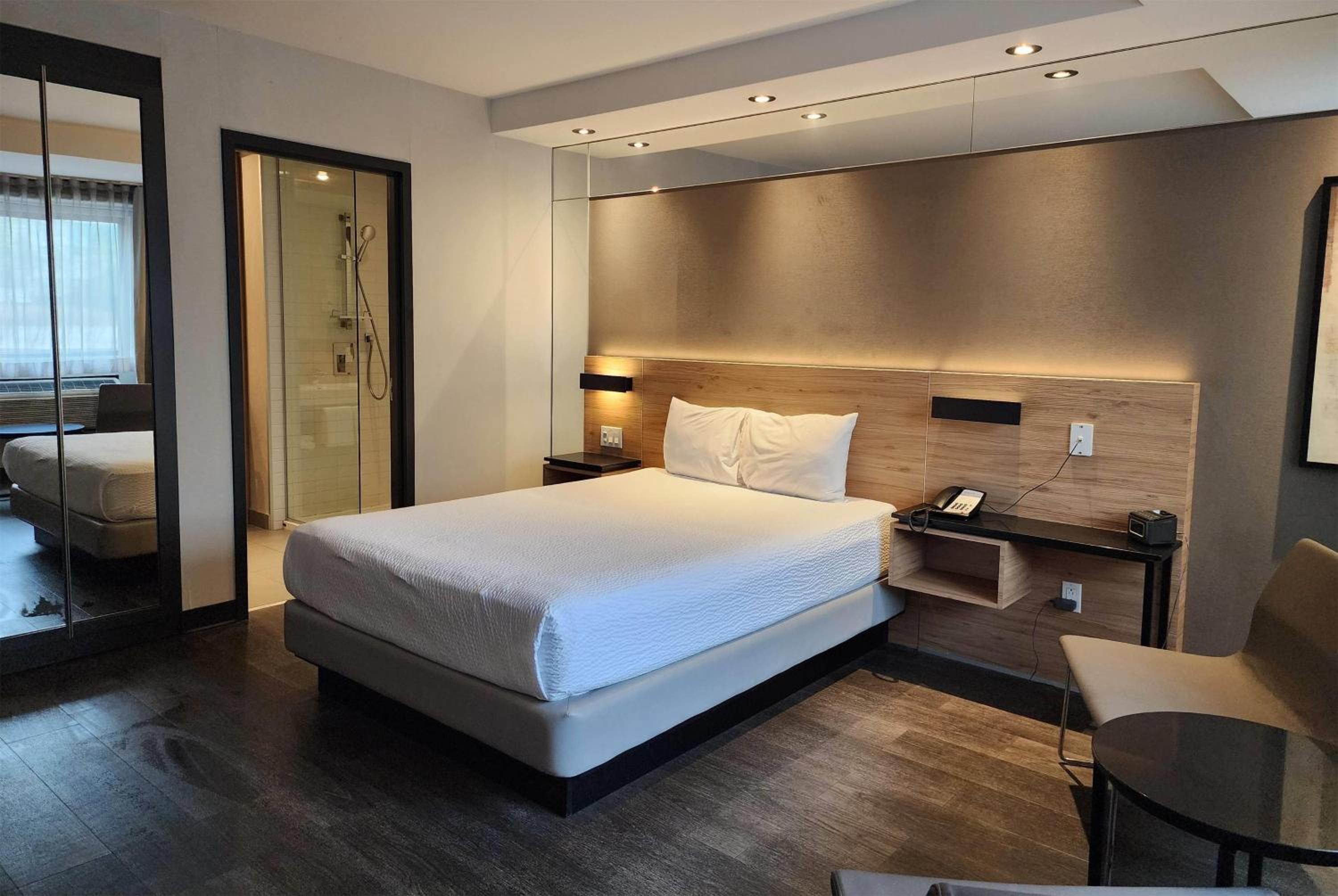 Ramada by Wyndham Laval