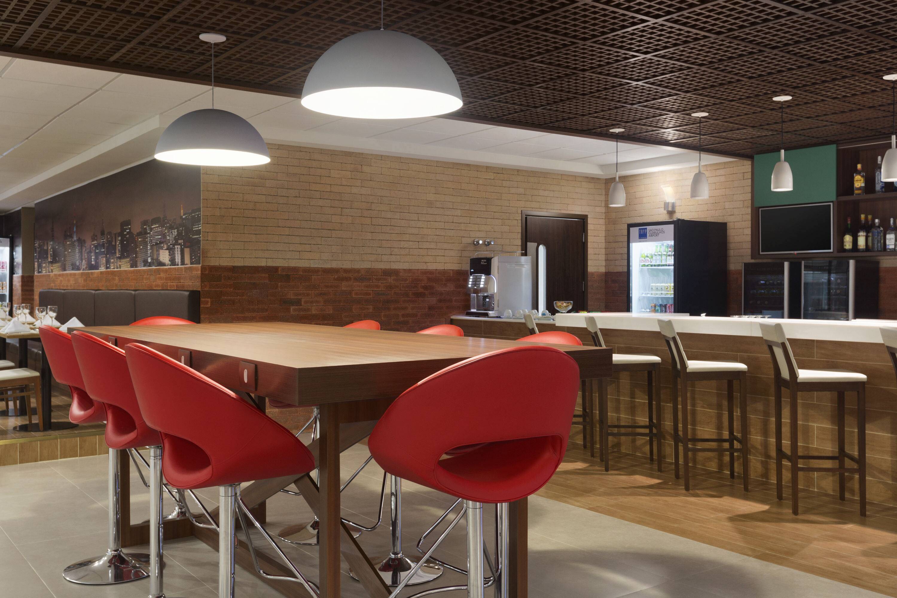 TRYP BY WYNDHAM São Paulo Airport - Hotel de Transito Terminal 3 INTERNACIONAL - Lado Ar - Área restrita á passageiros já embarcados e sem bagagens para despachar - Transit Hotel, only carry-on