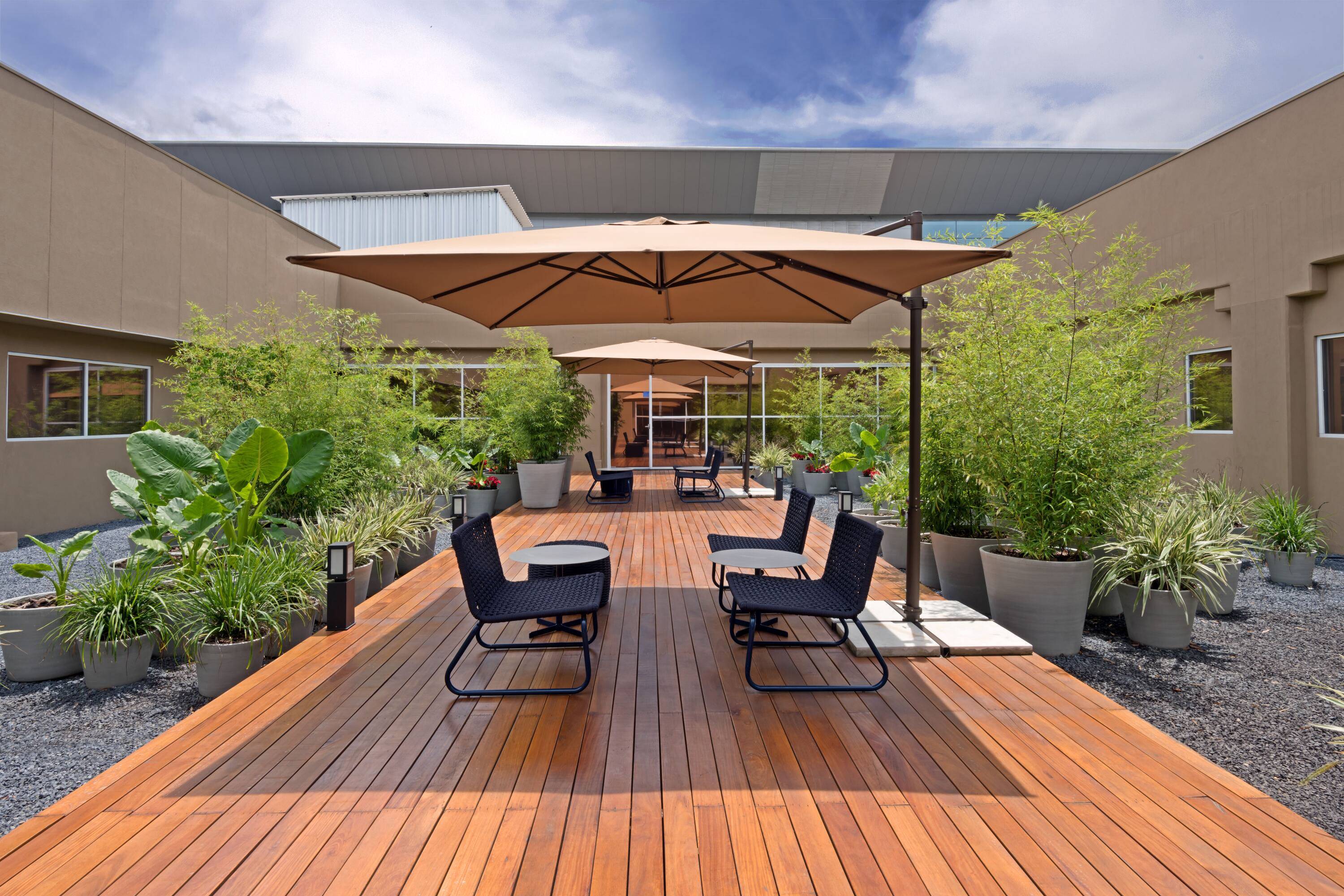 TRYP BY WYNDHAM São Paulo Airport - Hotel de Transito Terminal 3 INTERNACIONAL - Lado Ar - Área restrita á passageiros já embarcados e sem bagagens para despachar - Transit Hotel, only carry-on