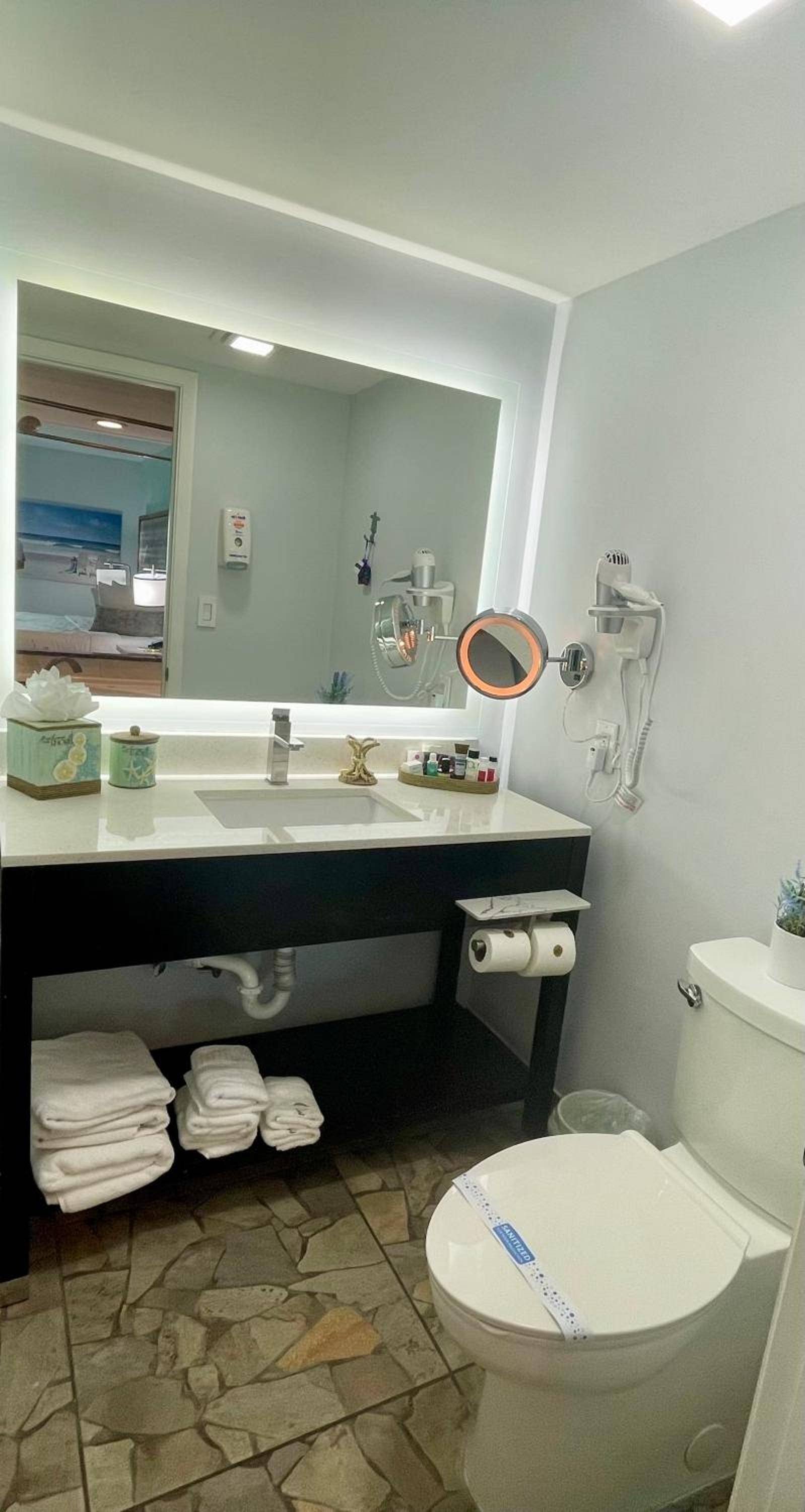 Ocean Sands Beach Boutique Inn