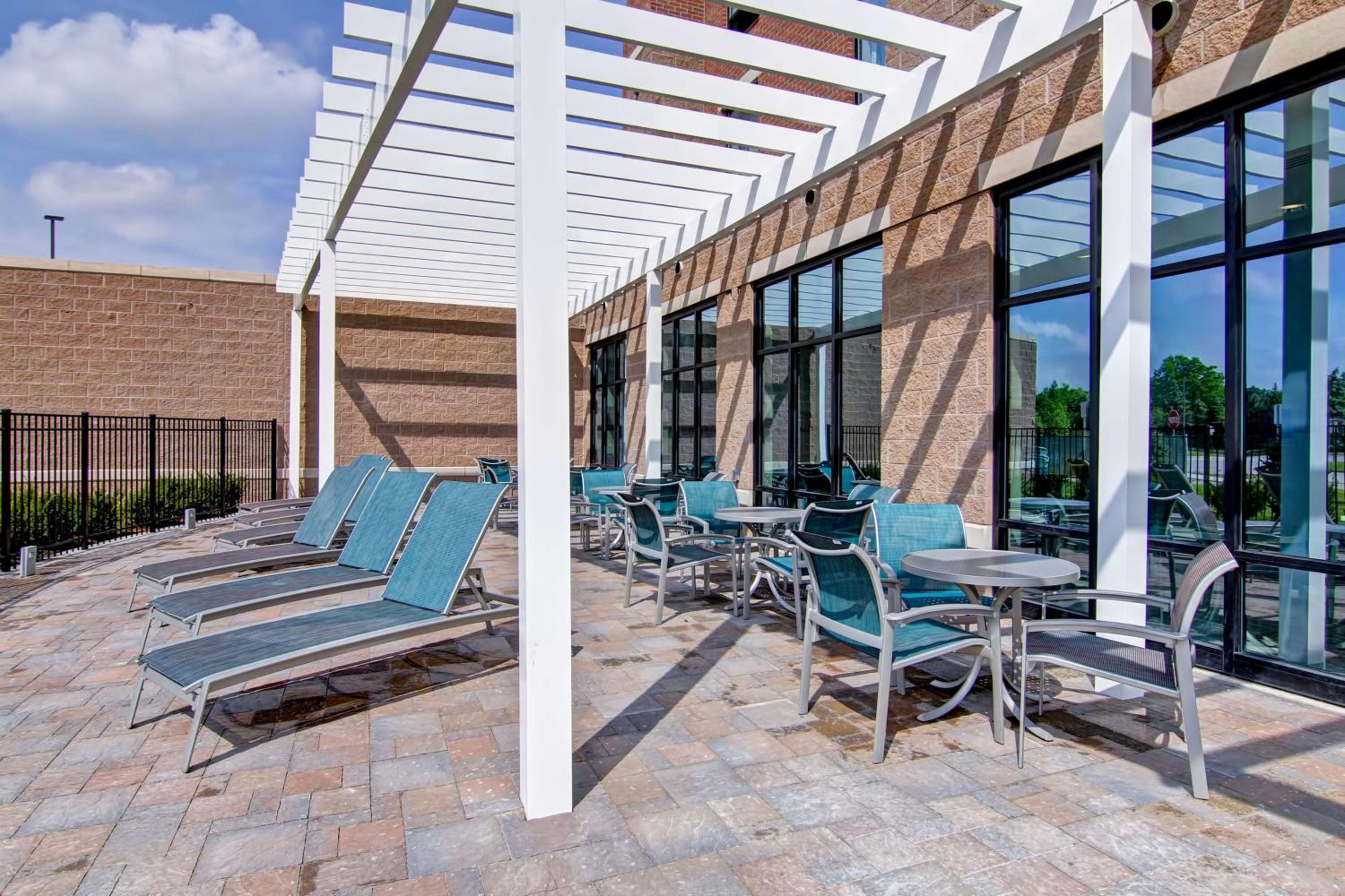 Hampton Inn & Suites Detroit/Troy