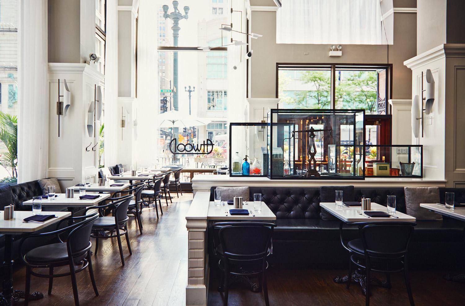 Staypineapple Chicago, An Iconic Hotel, The Loop