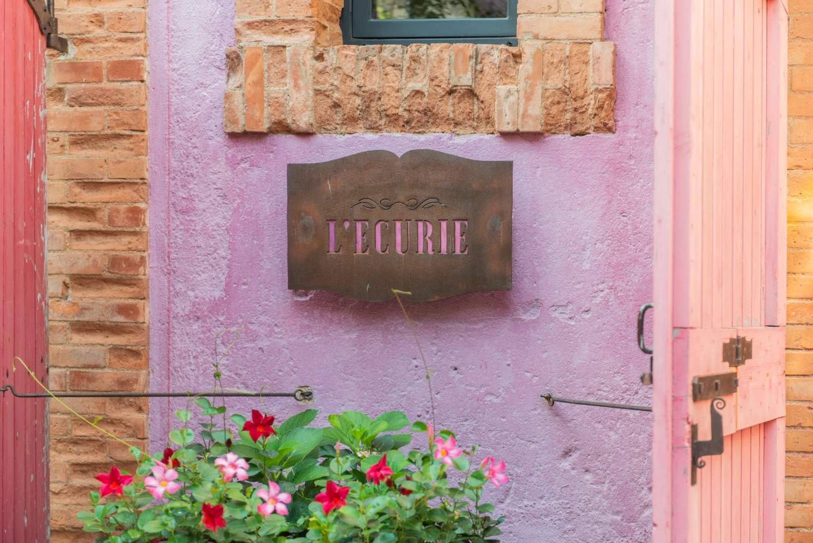 Château & Village Castigno