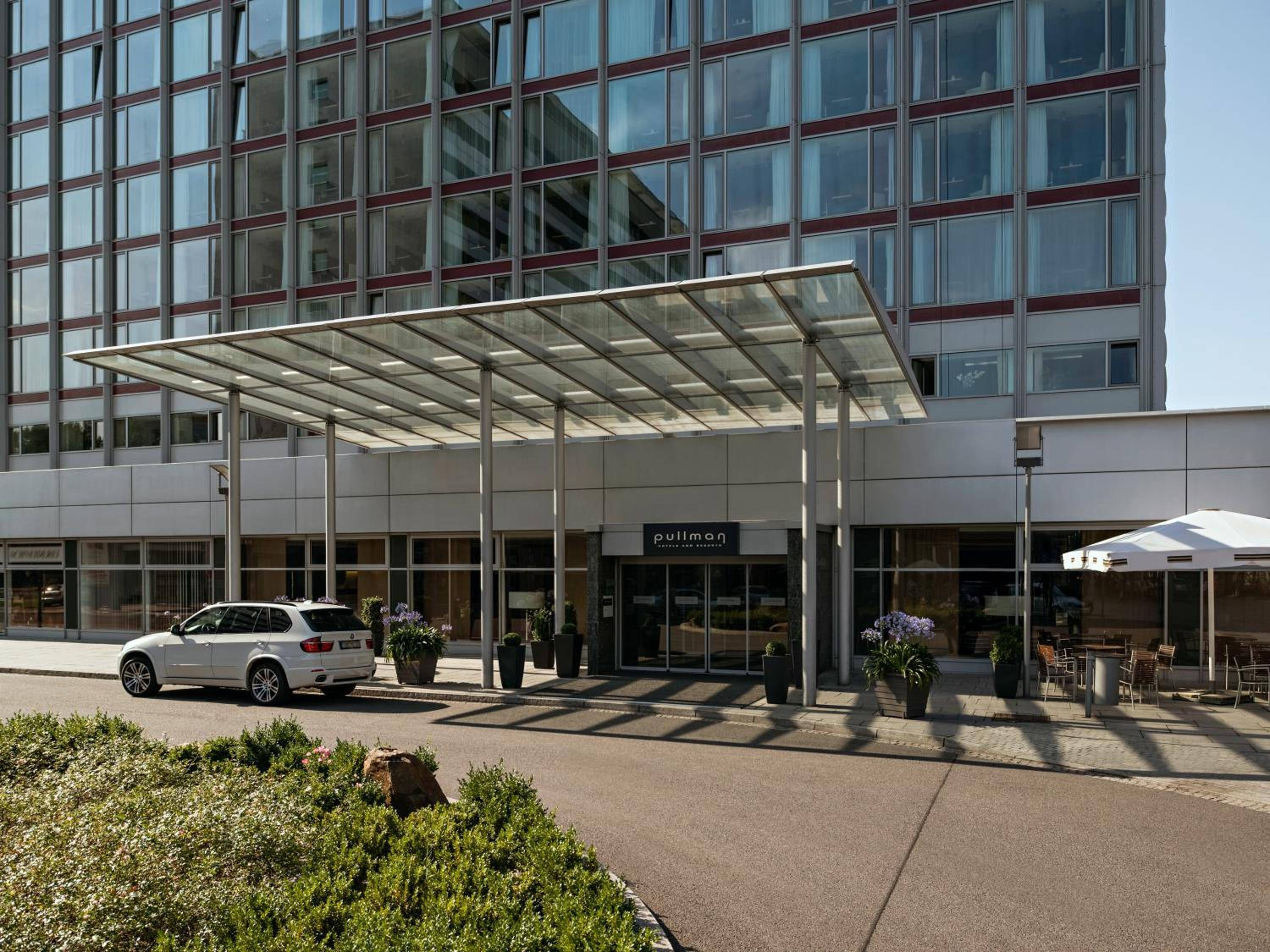 Occidental Dresden Newa