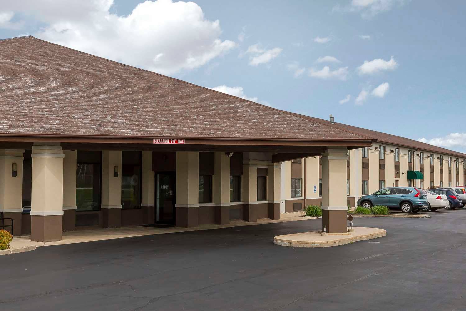 Quality Inn Sycamore - DeKalb