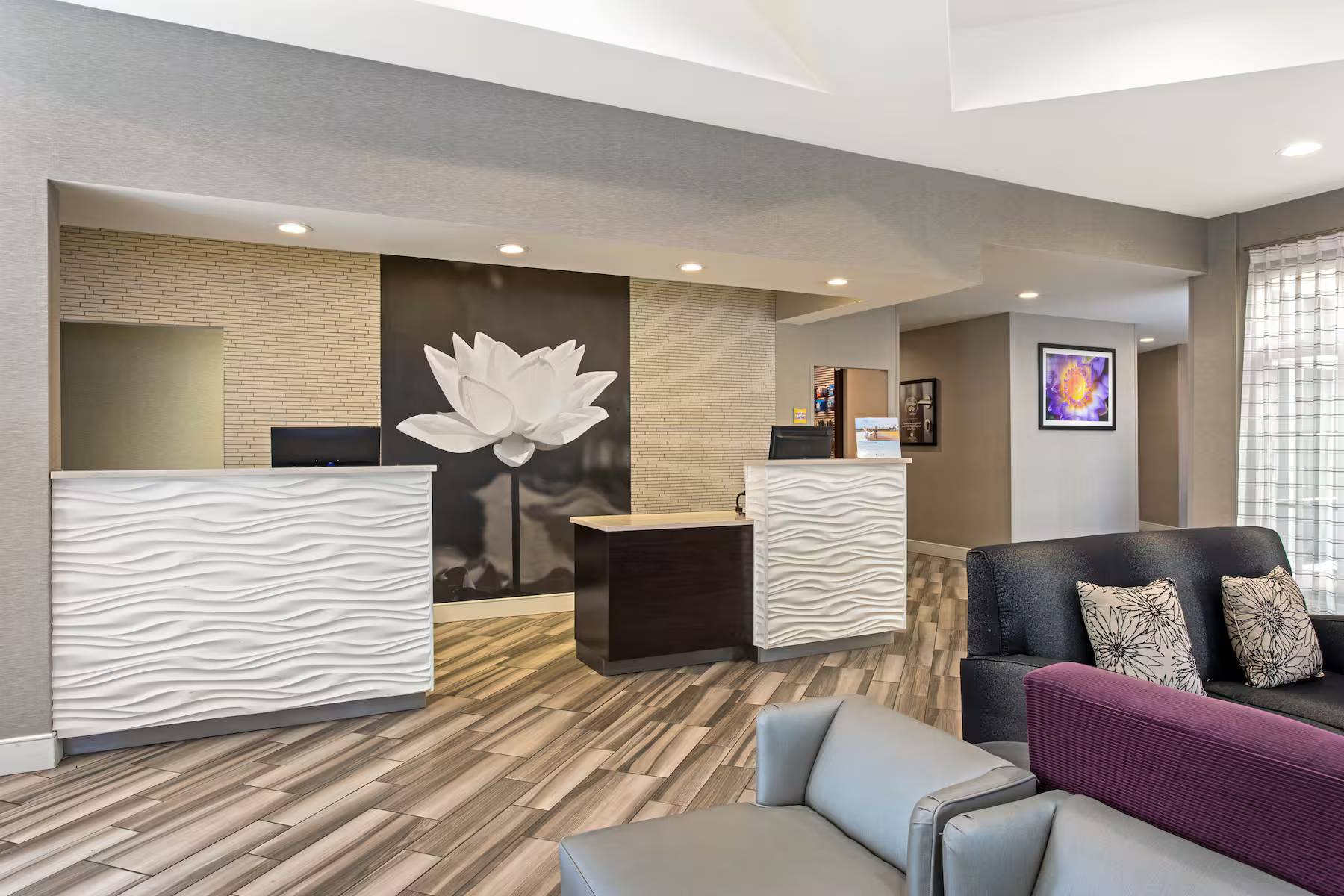 La Quinta Inn & Suites by Wyndham Orlando Airport North