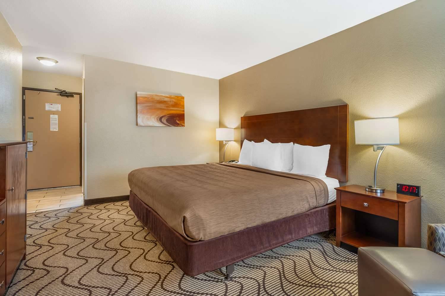 Best Western John Muir Inn