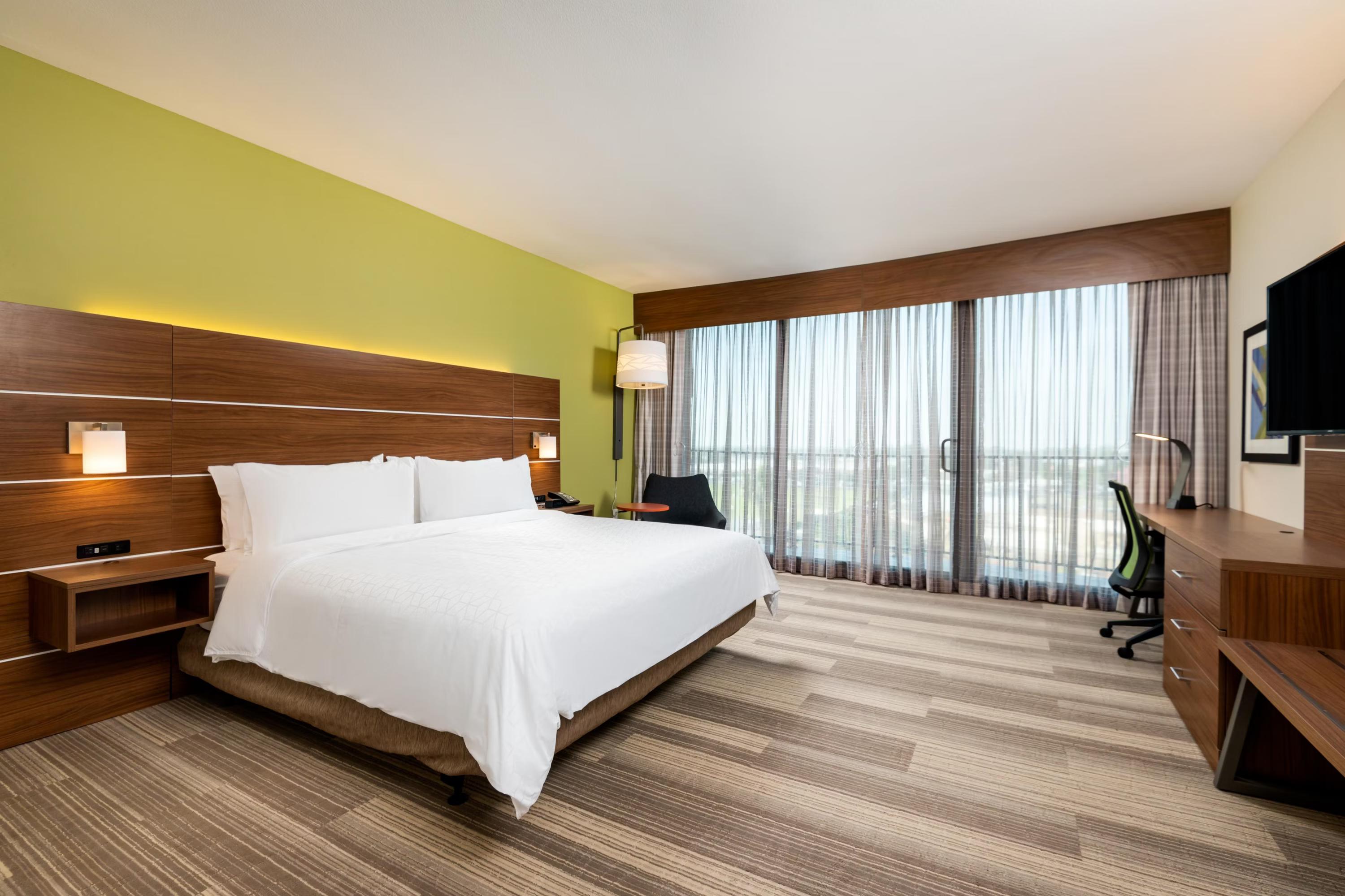 Holiday Inn Express & Suites - Santa Ana - Orange County