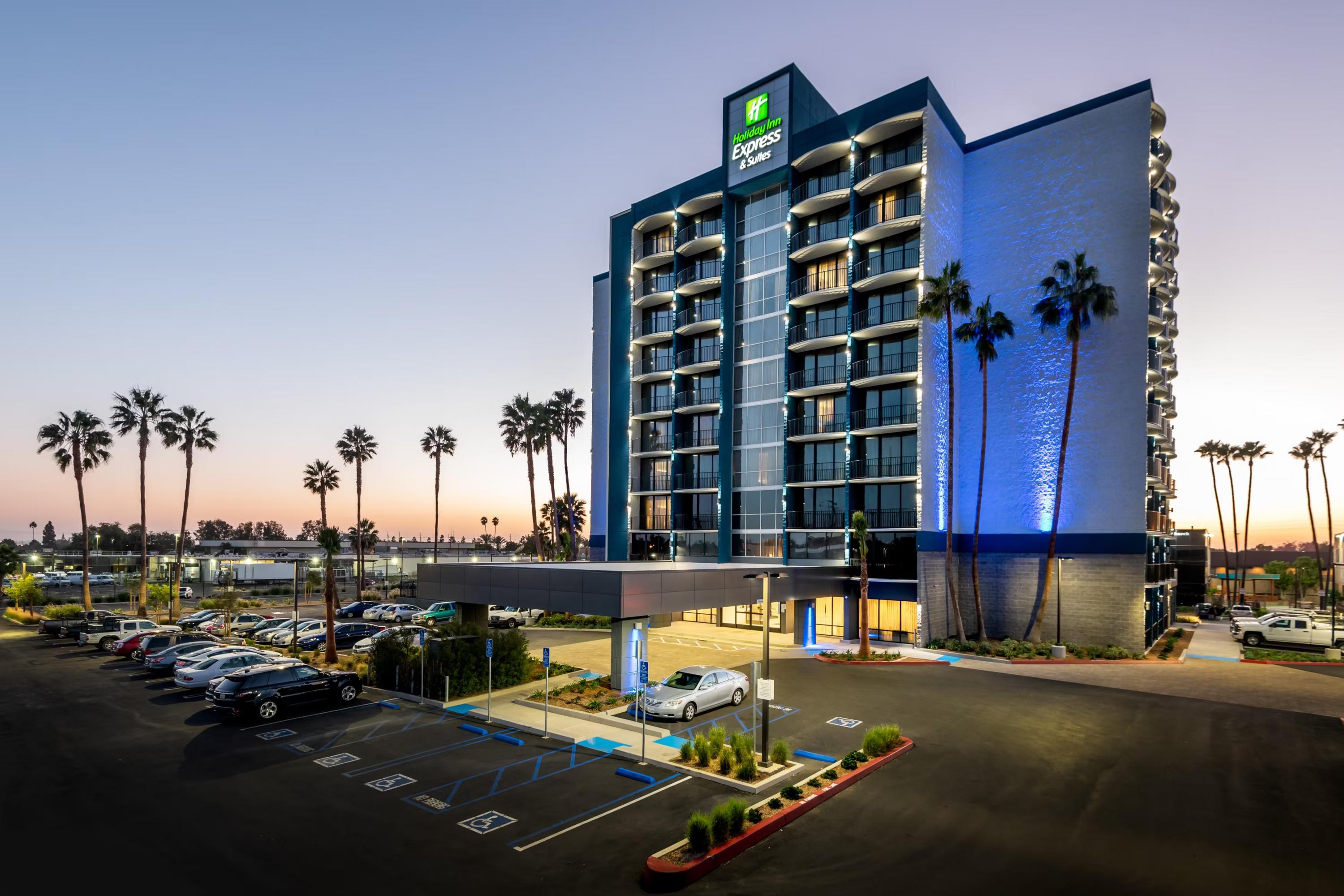 Holiday Inn Express & Suites - Santa Ana - Orange County