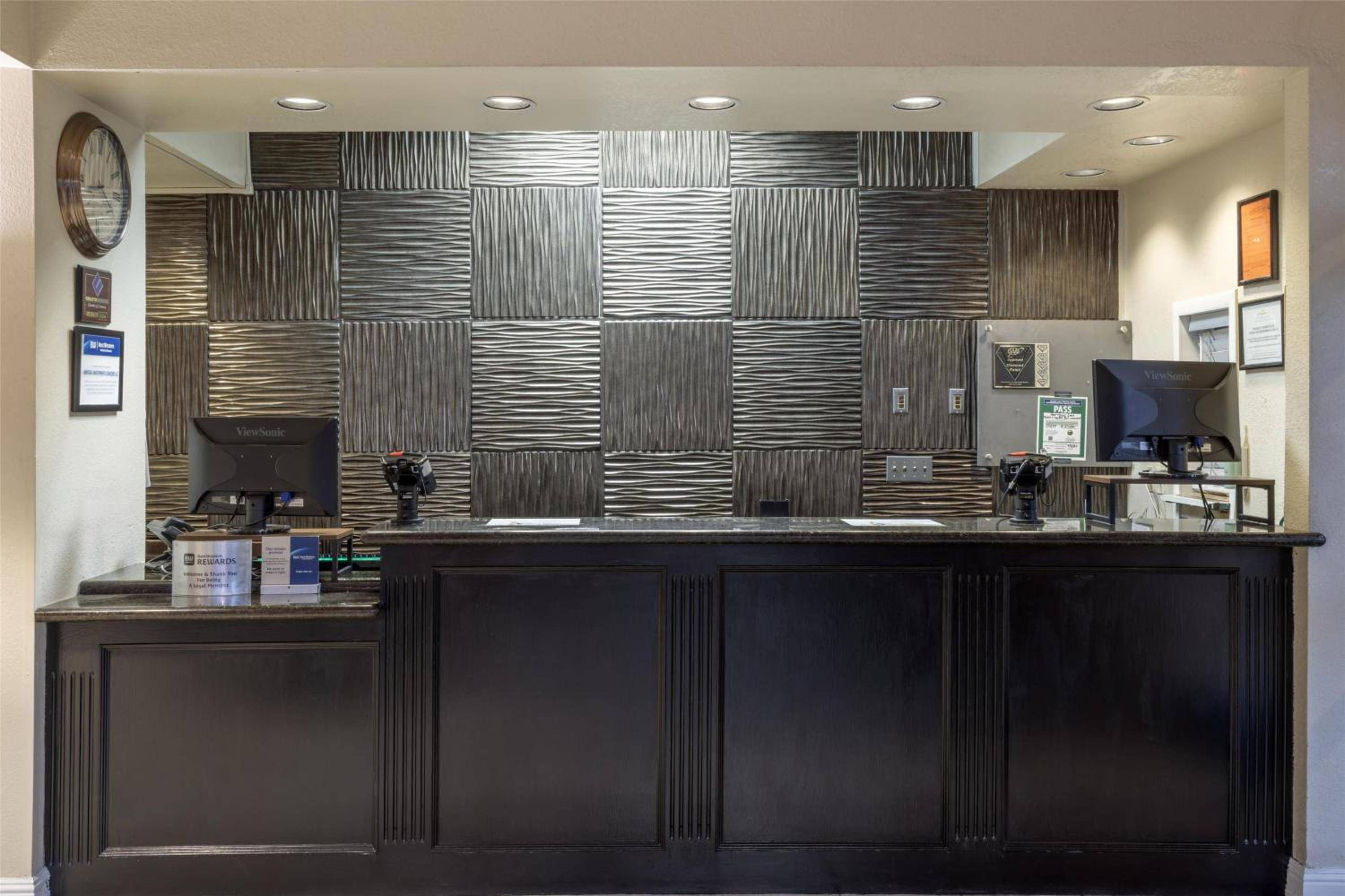 Best Western Heritage Inn