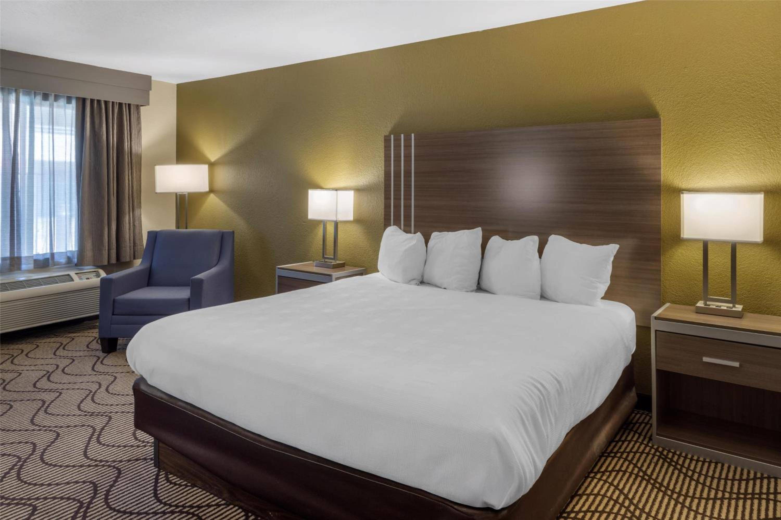 Best Western Heritage Inn