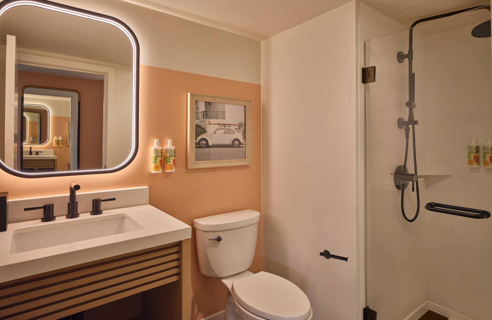 Ambassador Waikiki, Tapestry Collection by Hilton